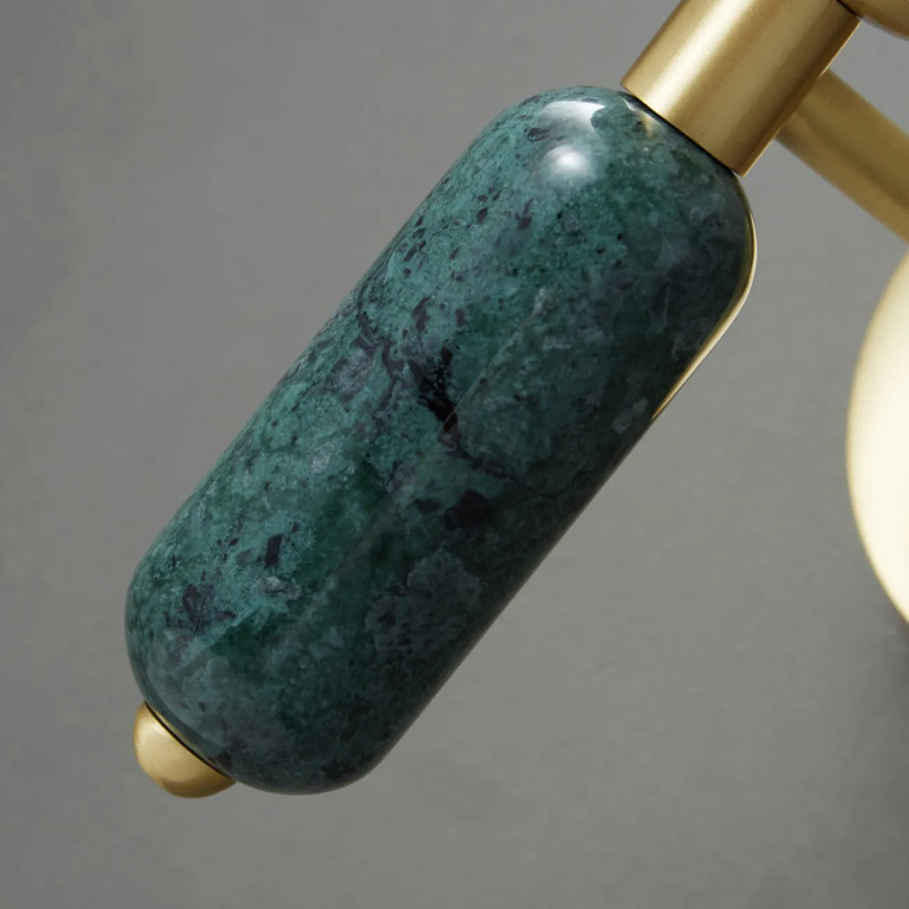 Настенный светильник PETIT WALL Green от ImperiumLoft Настенный светильник PETIT WALL Green от ImperiumLoft