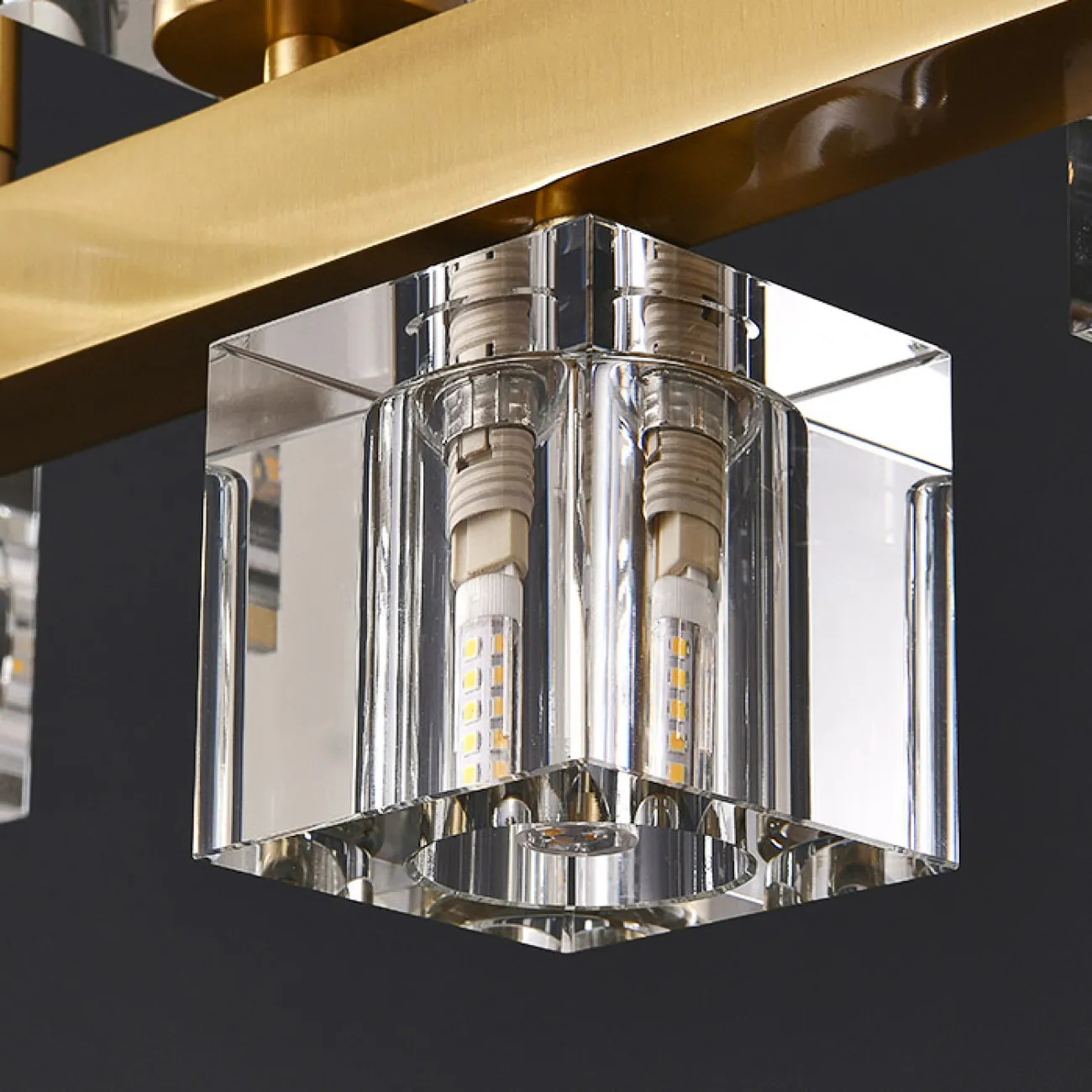 Потолочный светильник DORA LONG L7 от ImperiumLoft