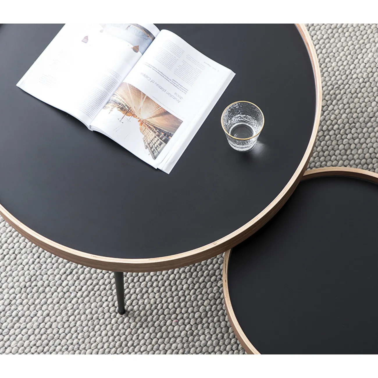 Дизайнерский журнальный столик LaLume-AP00263