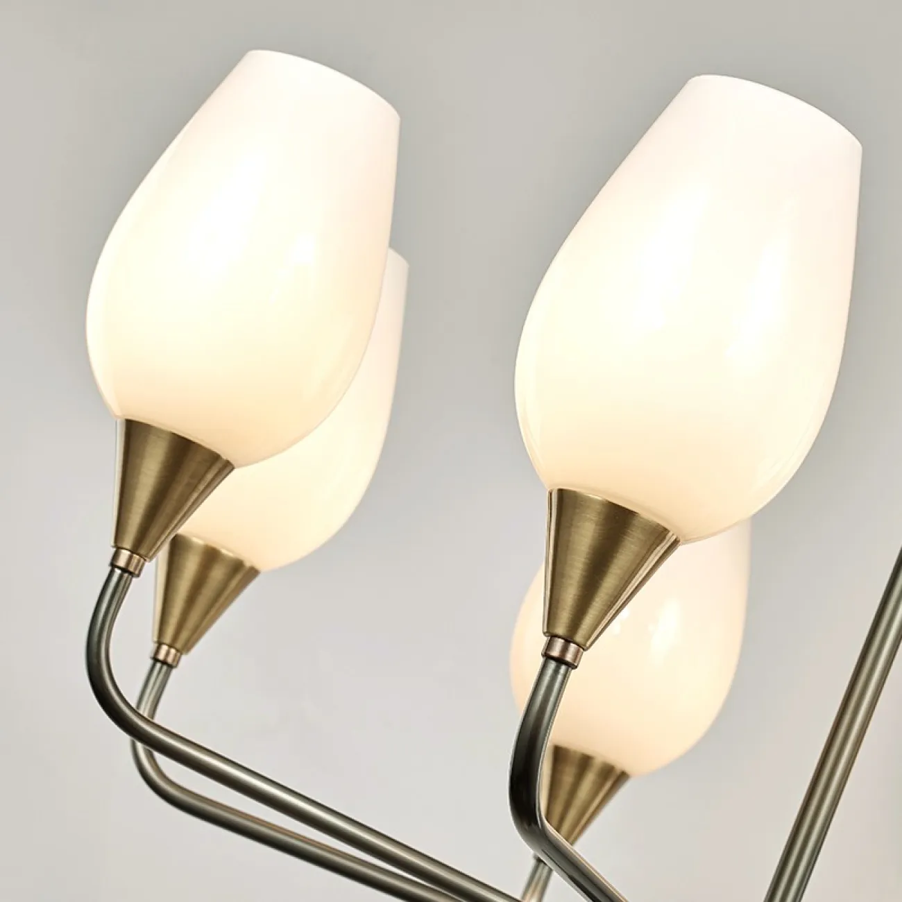 Подвесная люстра VIOLA MILK 8 от ImperiumLoft Подвесная люстра VIOLA MILK 8 от ImperiumLoft