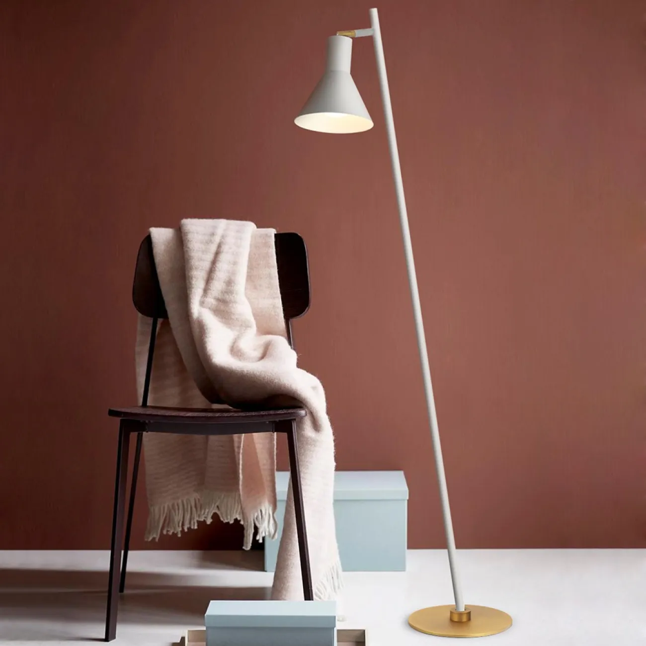 Напольный светильник LOBITO от ImperiumLoft