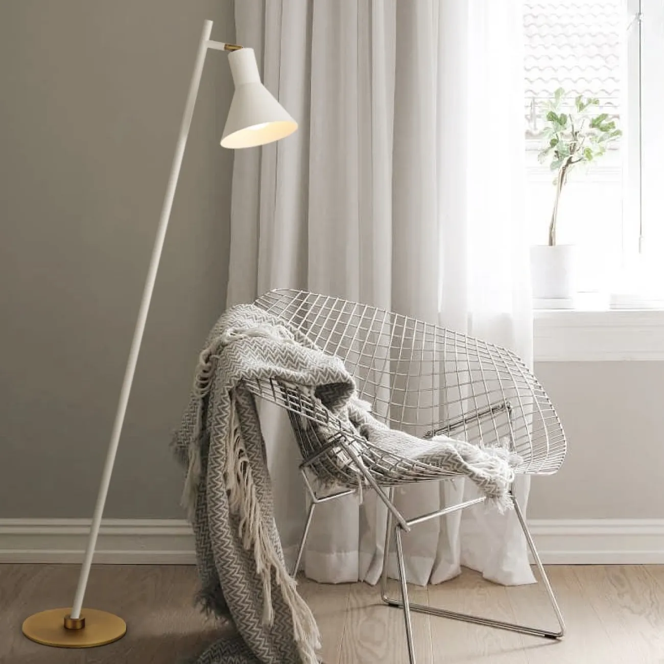 Напольный светильник LOBITO от ImperiumLoft