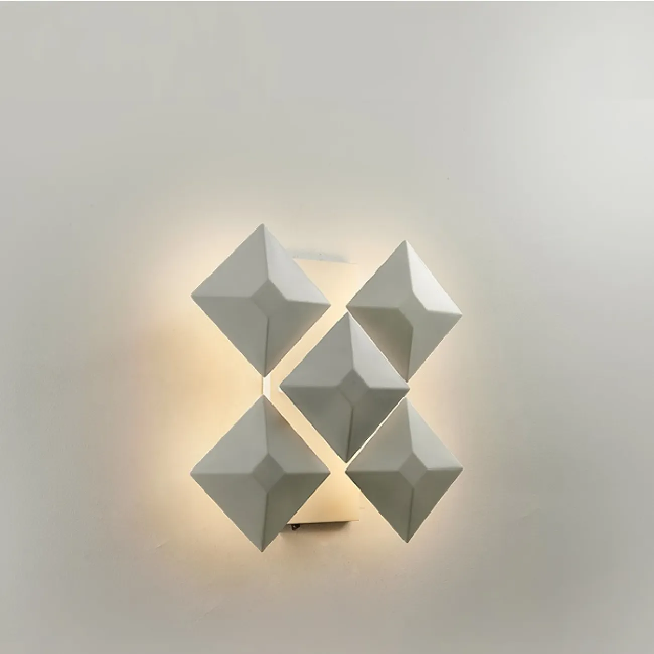 Настенный светильник (Бра) Puzzle House от ImperiumLoft