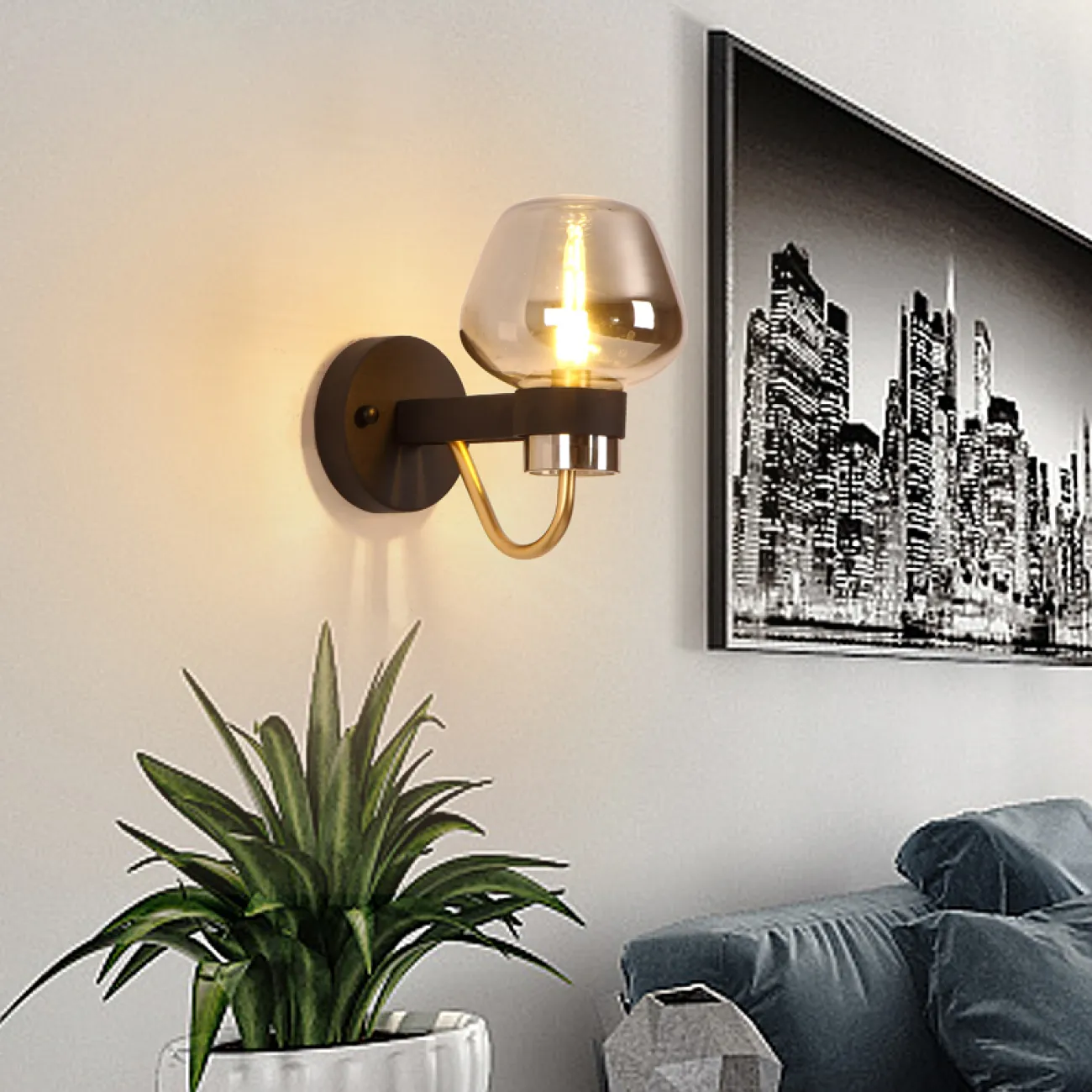 Бра MONTALEMBERT SCONCE BY Studios Золото, Янтарный от ImperiumLoft