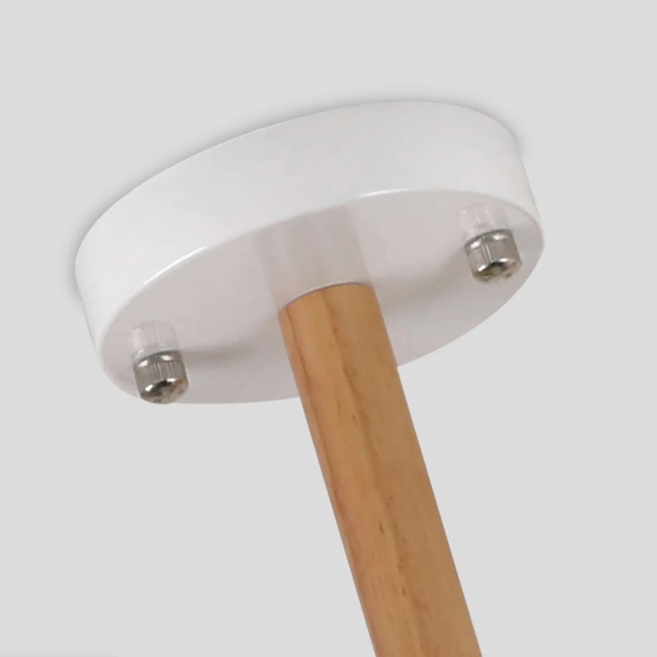 Деревянная люстра в скандинавском стиле с оленьими рожками