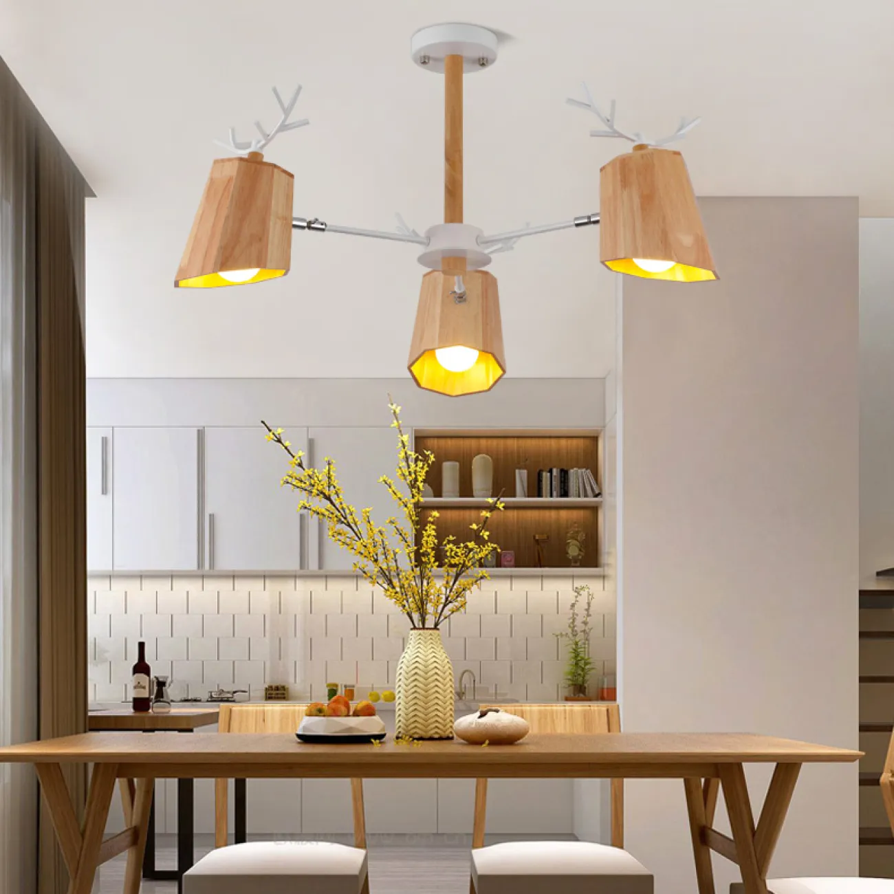 Деревянная люстра в скандинавском стиле с оленьими рожками