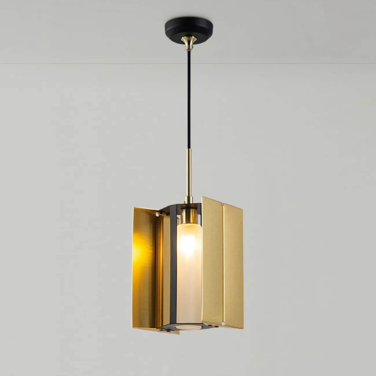 Подвесной светильник BERYL от ImperiumLoft