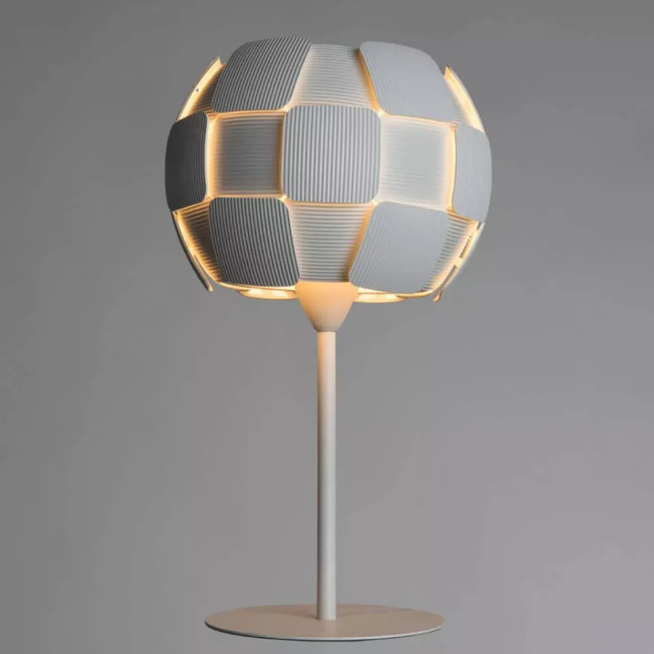 Настольная лампа MACULA TAB от ImperiumLoft Настольная лампа MACULA TAB от ImperiumLoft