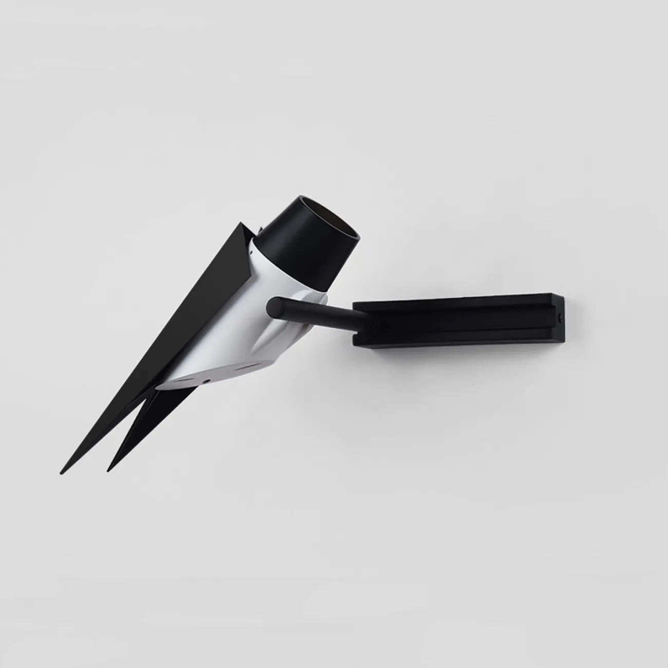 Настенный светильник STRIZH от ImperiumLoft Настенный светильник STRIZH от ImperiumLoft