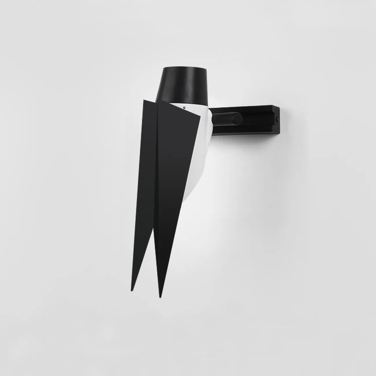 Настенный светильник STRIZH от ImperiumLoft Настенный светильник STRIZH от ImperiumLoft