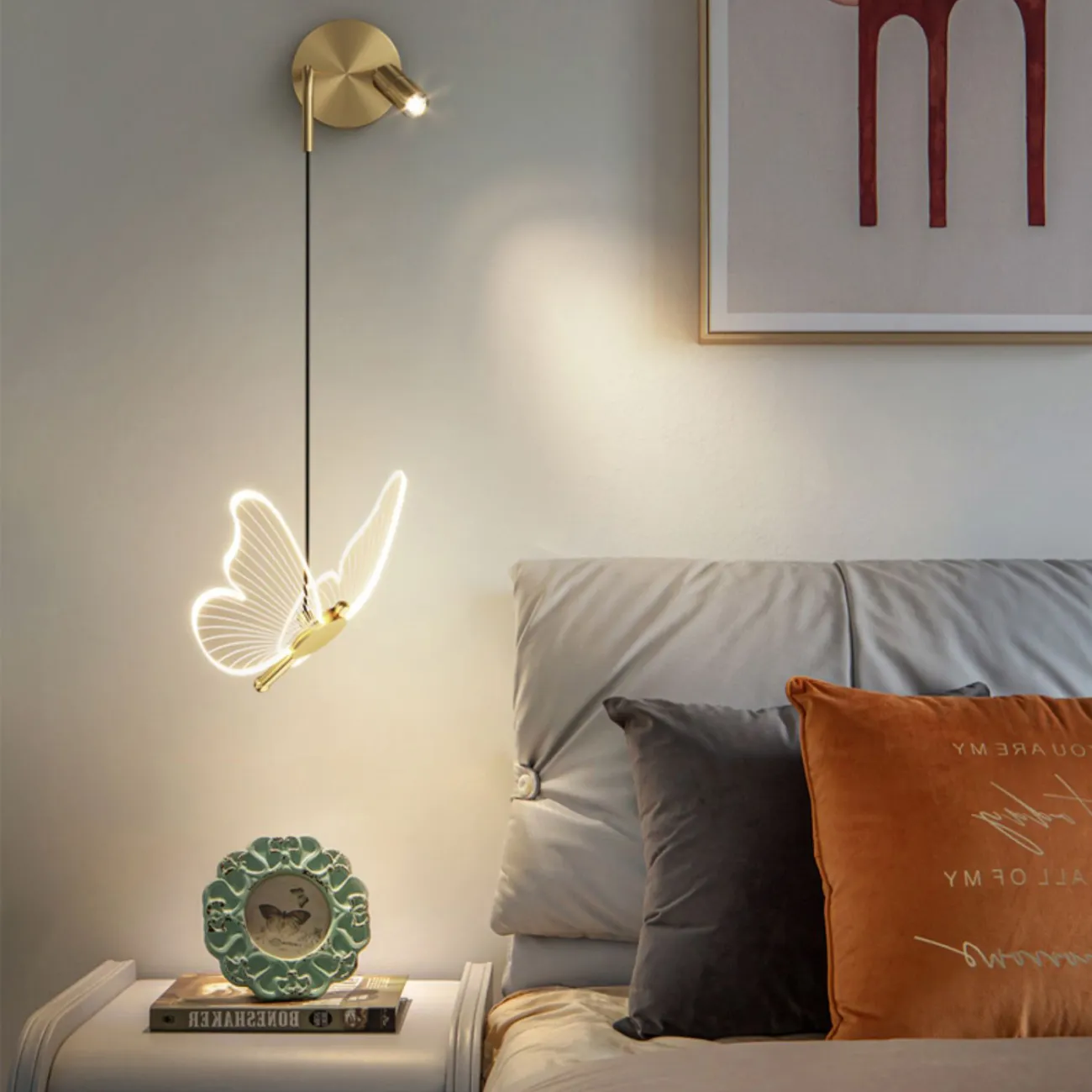 Серия светодиодных симметричных бра с подвесными плафонами, стилизованными под бабочек со светящимися крыльями BABETTA WALL D Left Трехцветный свет Серия светодиодных симметричных бра с подвесными плафонами, стилизованными под бабочек со светящимися крыльями BABETTA WALL D Left Трехцветный свет