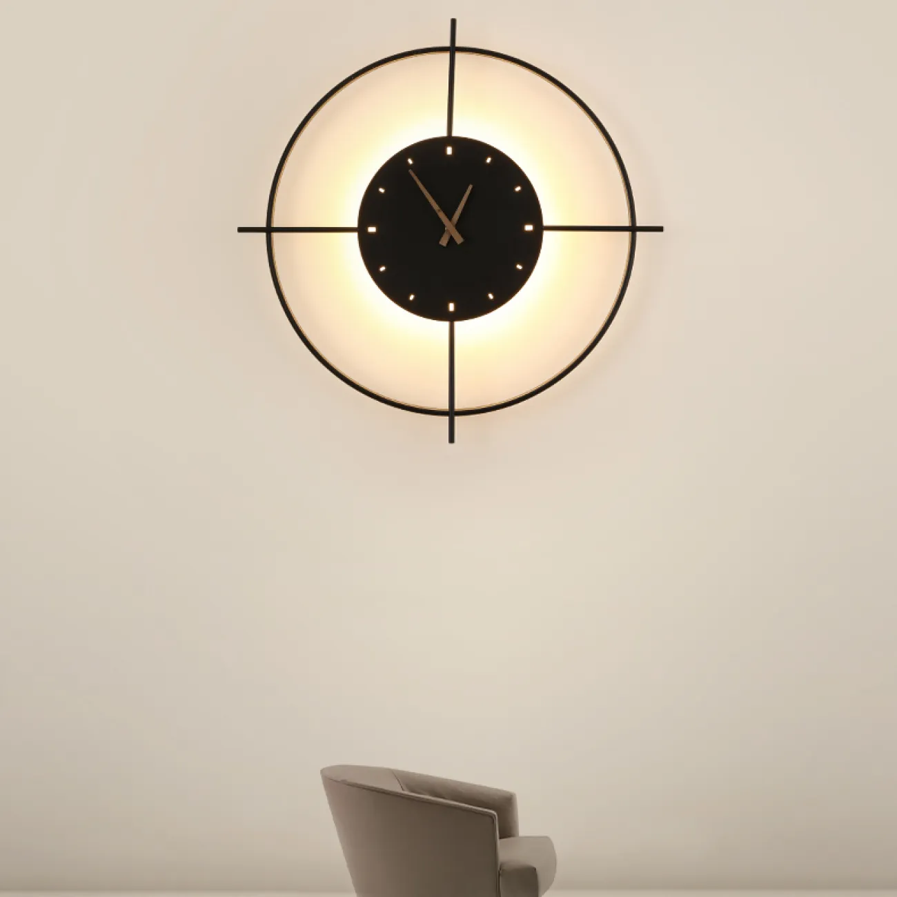 Серия настенных светодиодных светильников в виде композиции металлического кольца и диска с часовым механизмом NINNA Brass Трехцветный свет