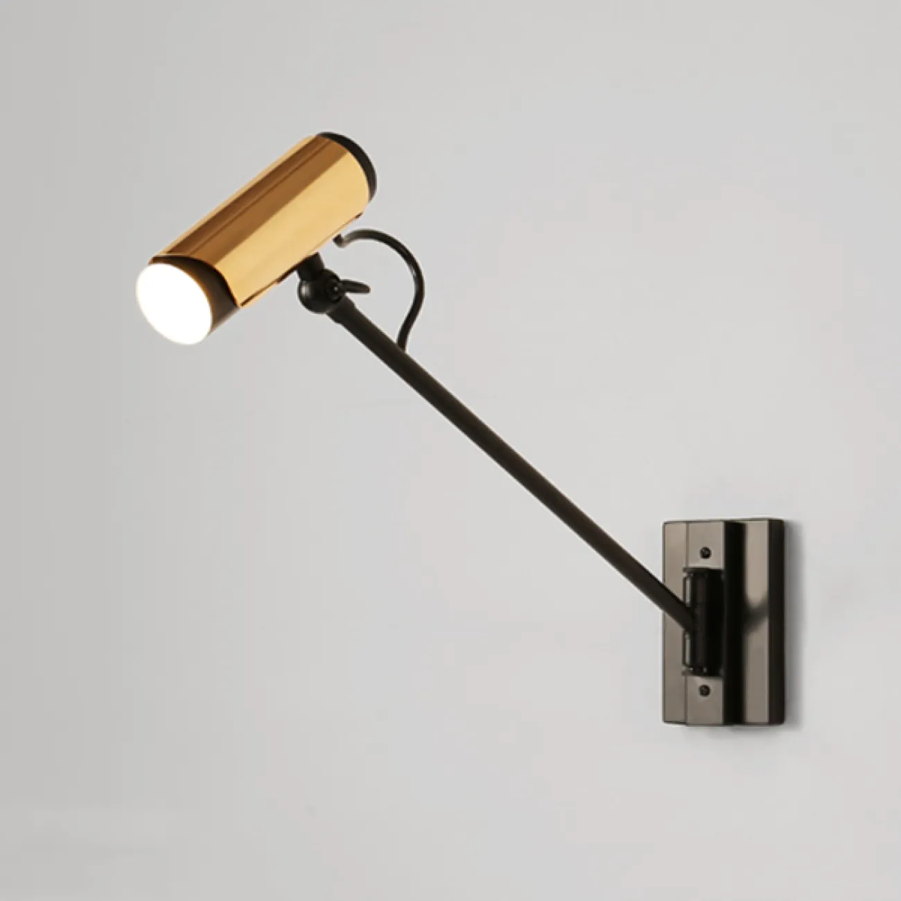 Настенный светильник MAYFRID от ImperiumLoft