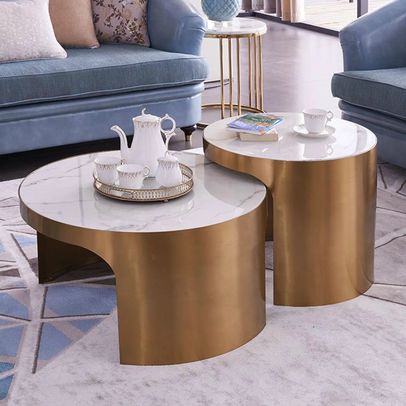 Дизайнерский журнальный столик - LaLume-AP00342