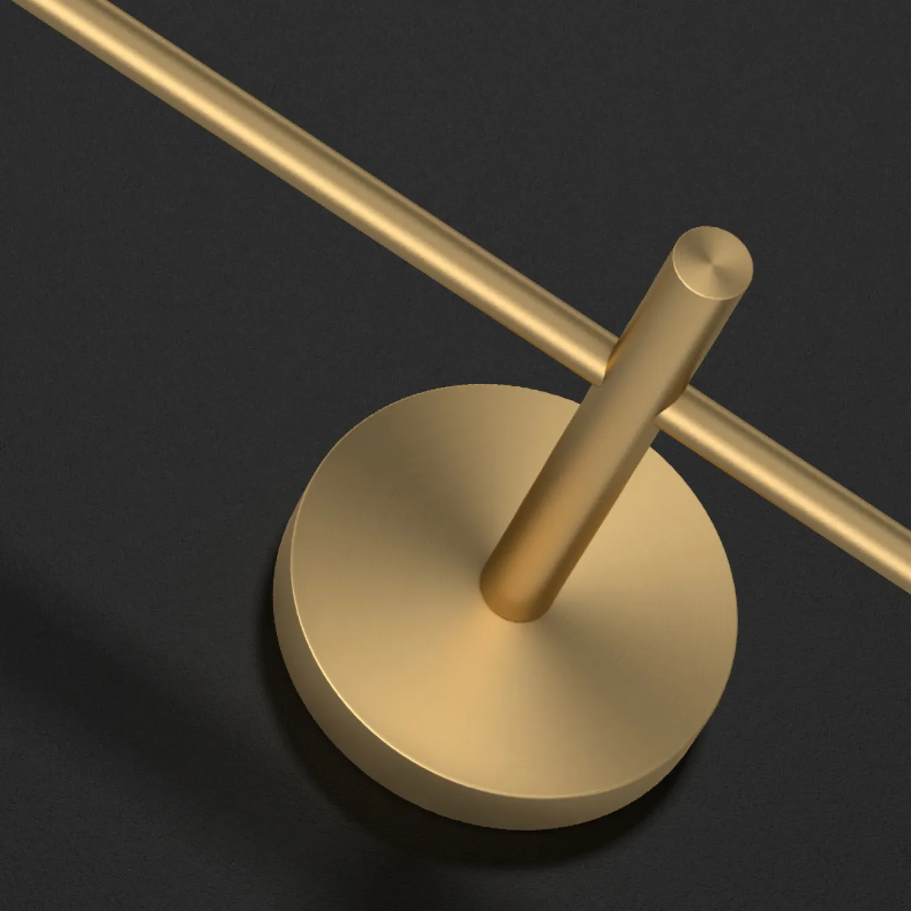 Серия настенных светильников с шарообразными плафонами на вертикальной стойке из настоящей латуни MARRY WALL L2