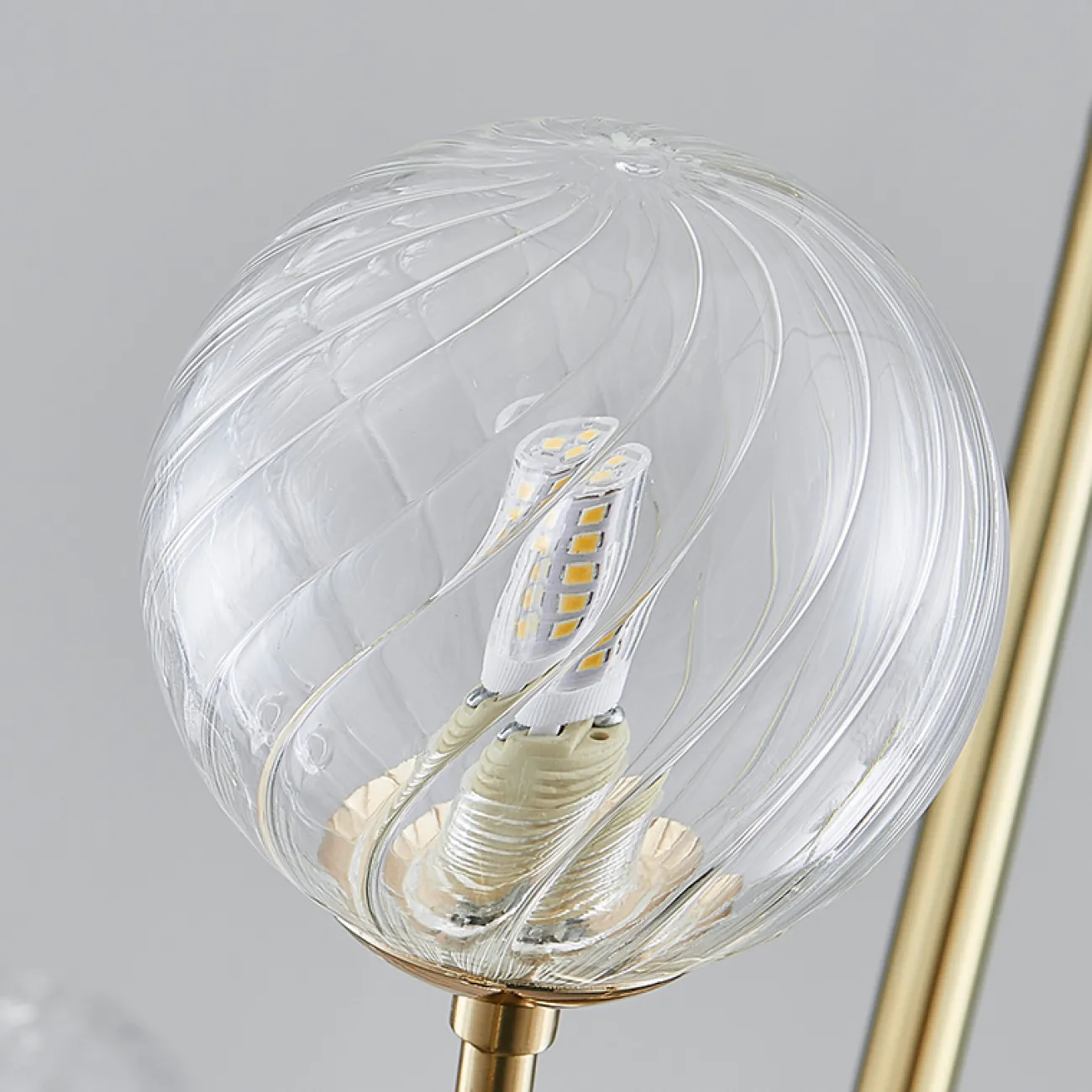 Люстра на штанге EMBOS B от ImperiumLoft