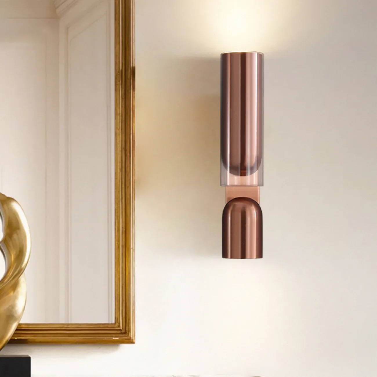 Серия настенных светильников со стеклянным рассеивателем и поворотным спотом на прямоугольном креплении LOTAR Rose Gold