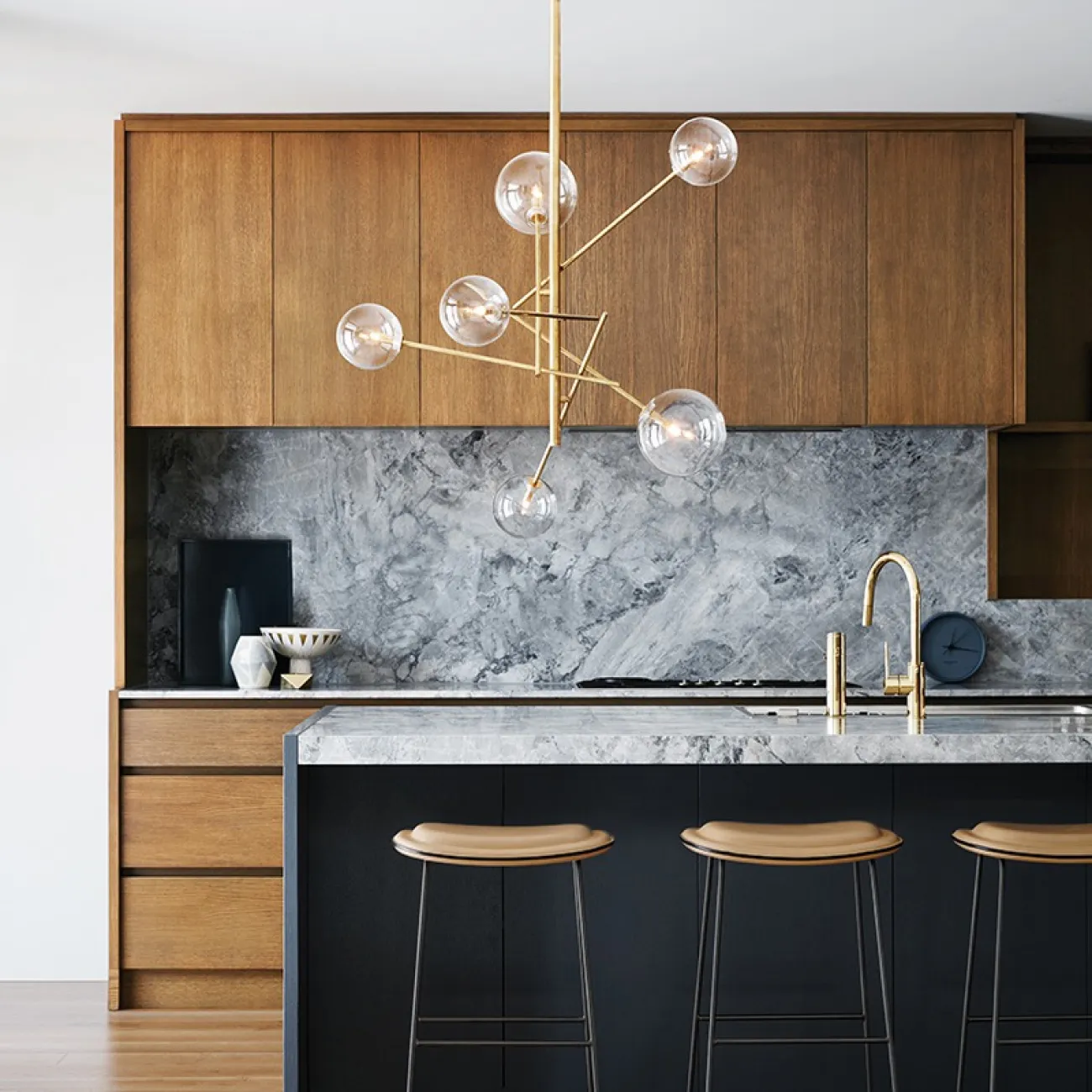 Подвесная люстра STOOLS 6 от ImperiumLoft Подвесная люстра STOOLS 6 от ImperiumLoft