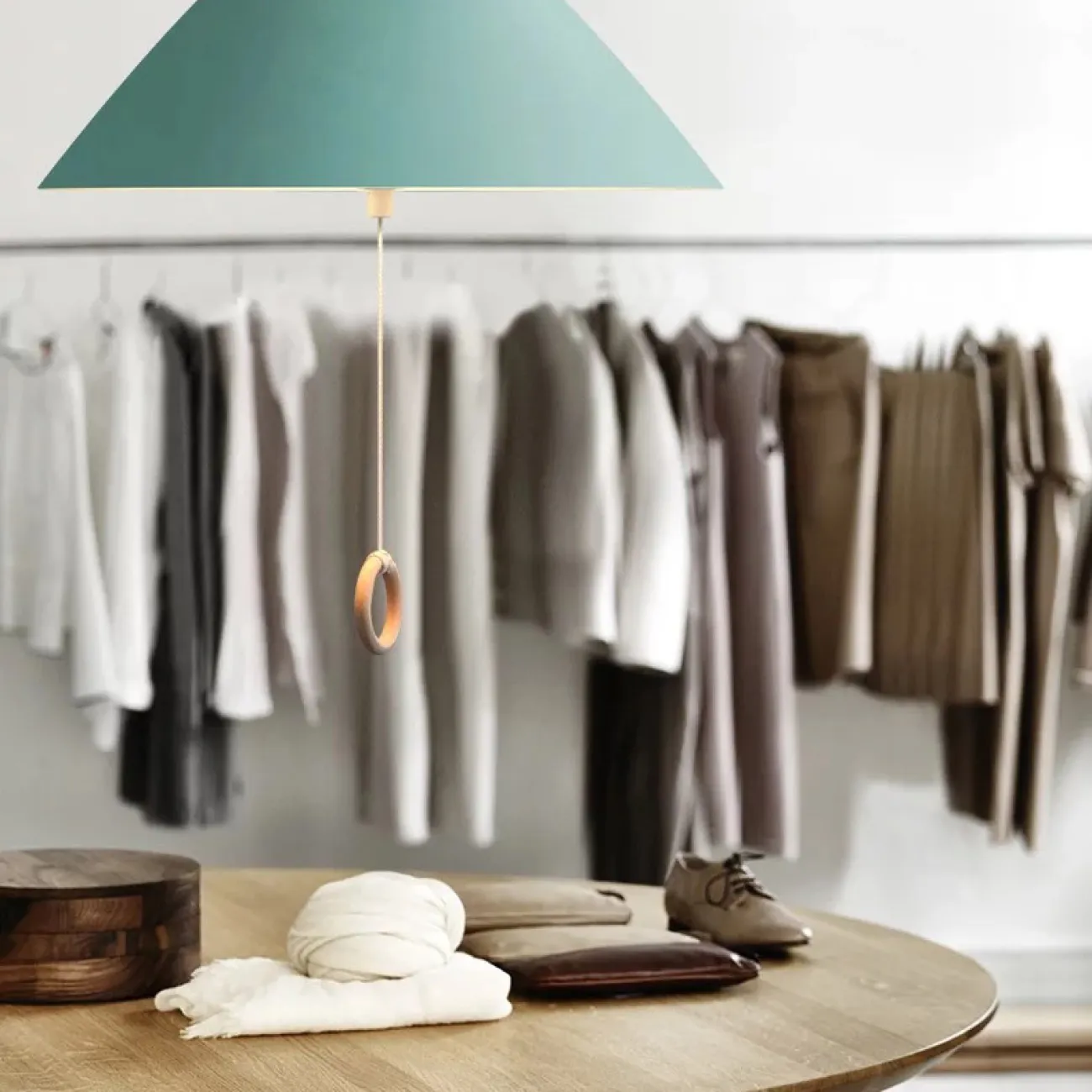 Подвесной светильник HUG D40 yellow от ImperiumLoft