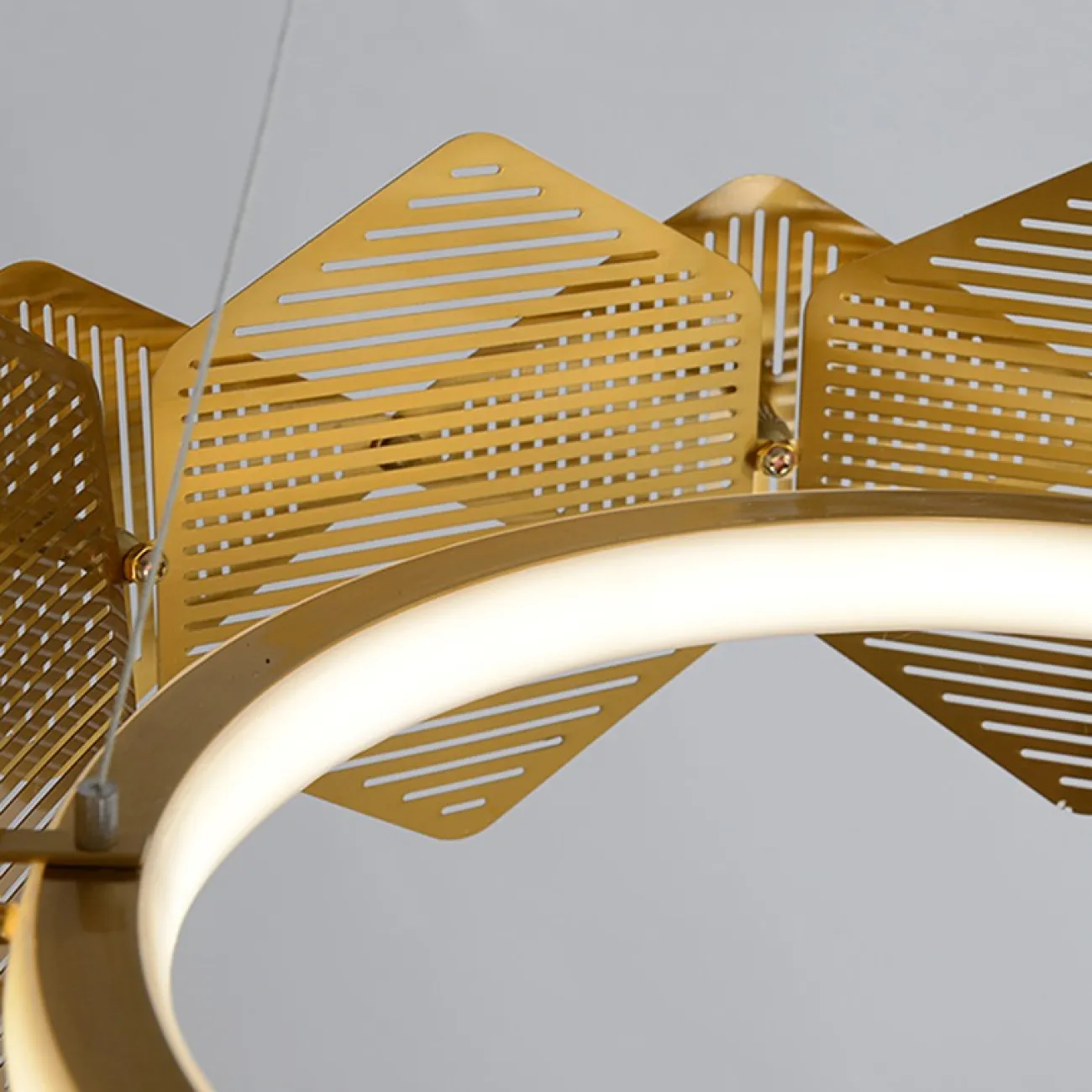 Подвесная люстра BRILL D840 от ImperiumLoft