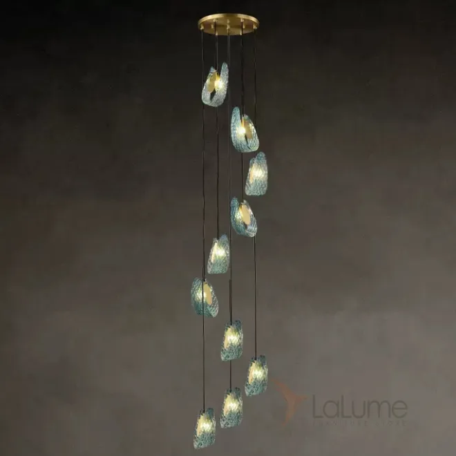 Каскадная комбинация светильников с рельефными стеклянными рассеивателями голубого цвета форме изогнутых лепестков LUCIA COMBO L10