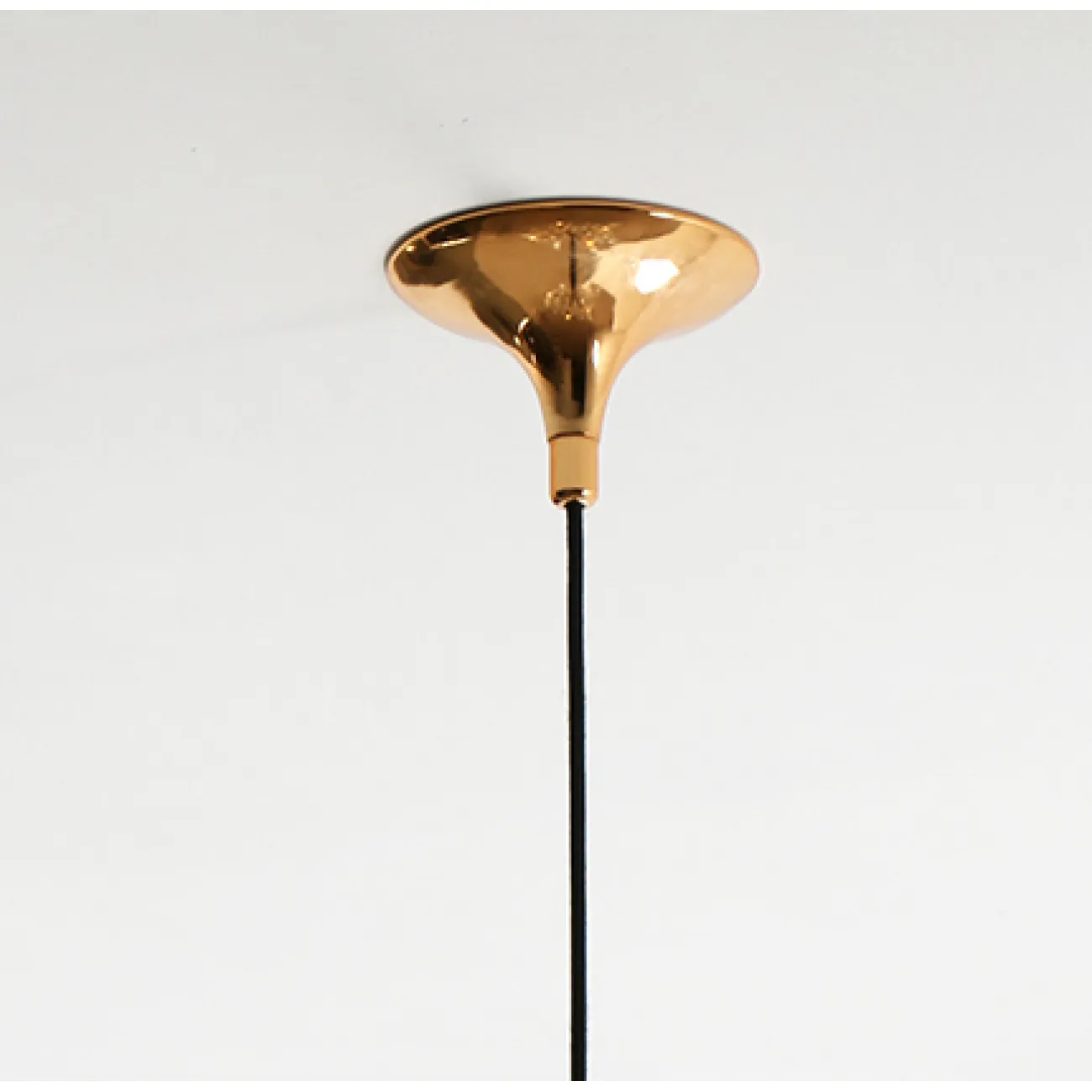 Подвесной светильник LOVELY BUBBLE CHANDELIER FROM PELLE H60 Gold/White от ImperiumLoft
