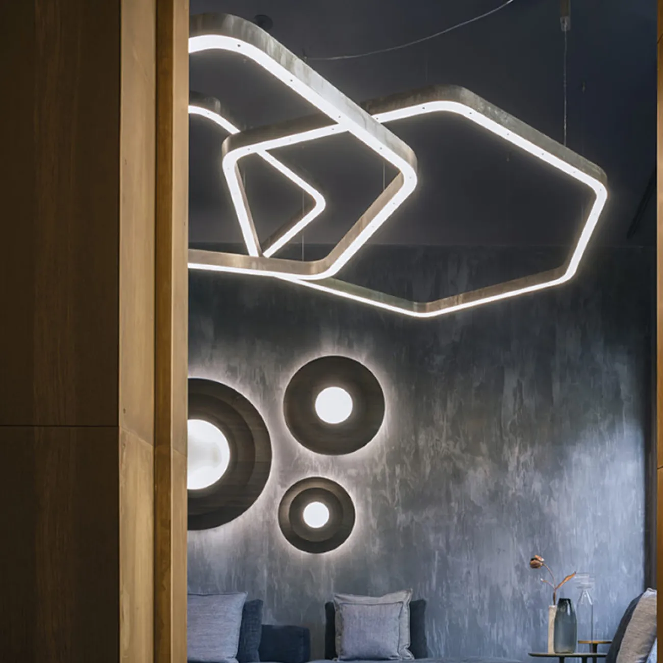 Подвесной кольцевой светильник PENTAGON D120 от ImperiumLoft