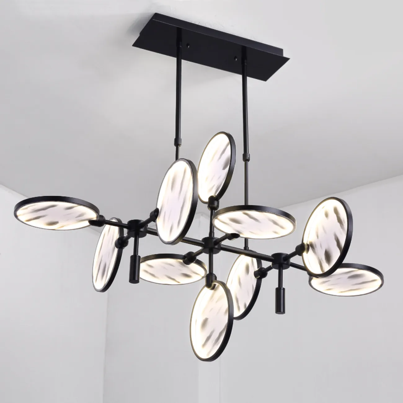 Подвесная рядная люстра NEBULA D126 от ImperiumLoft