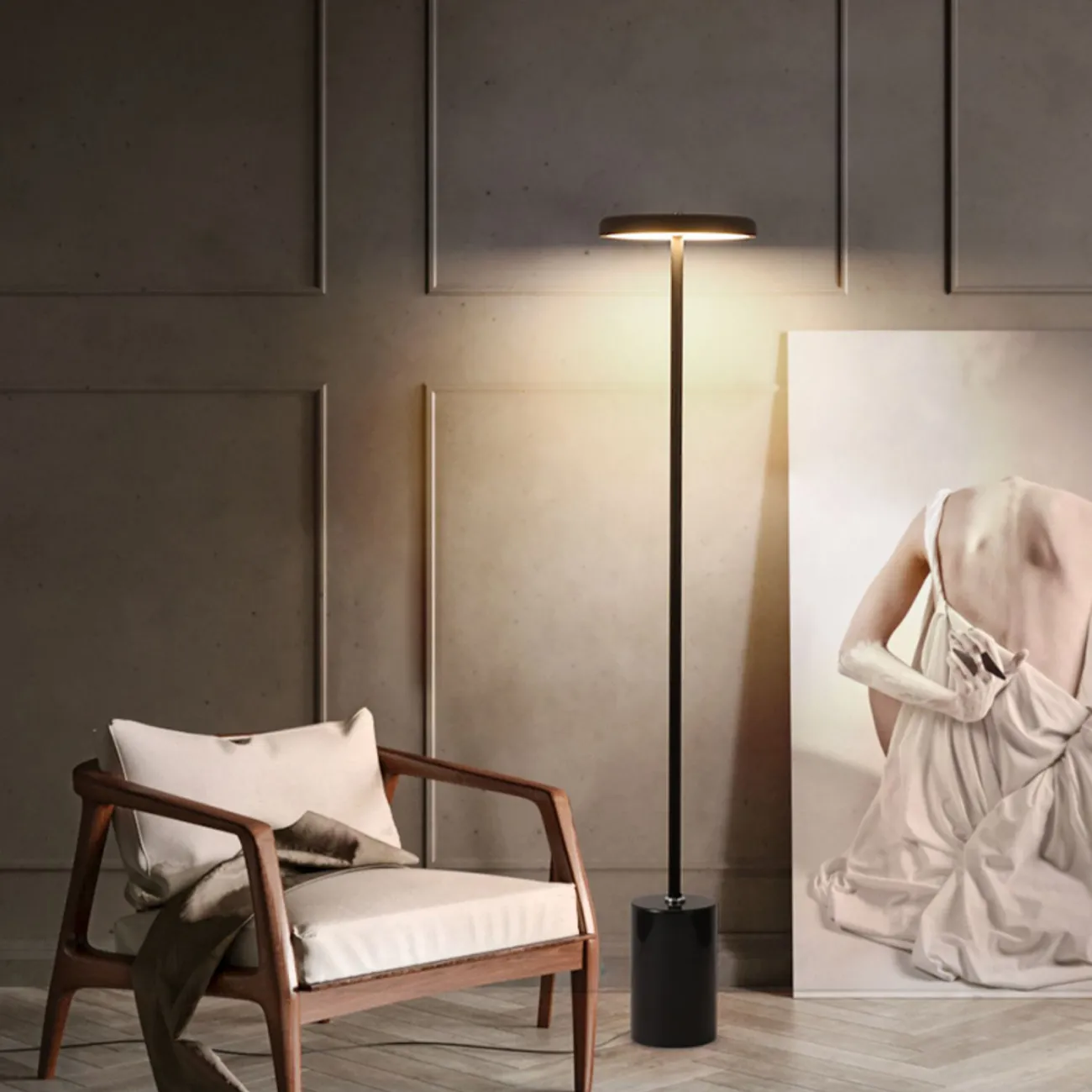 Серия светодиодных торшеров с дисковидным абажуром из светлого и темного дерева на вертикальной стойке с мраморным основанием DEBBY Dark brown