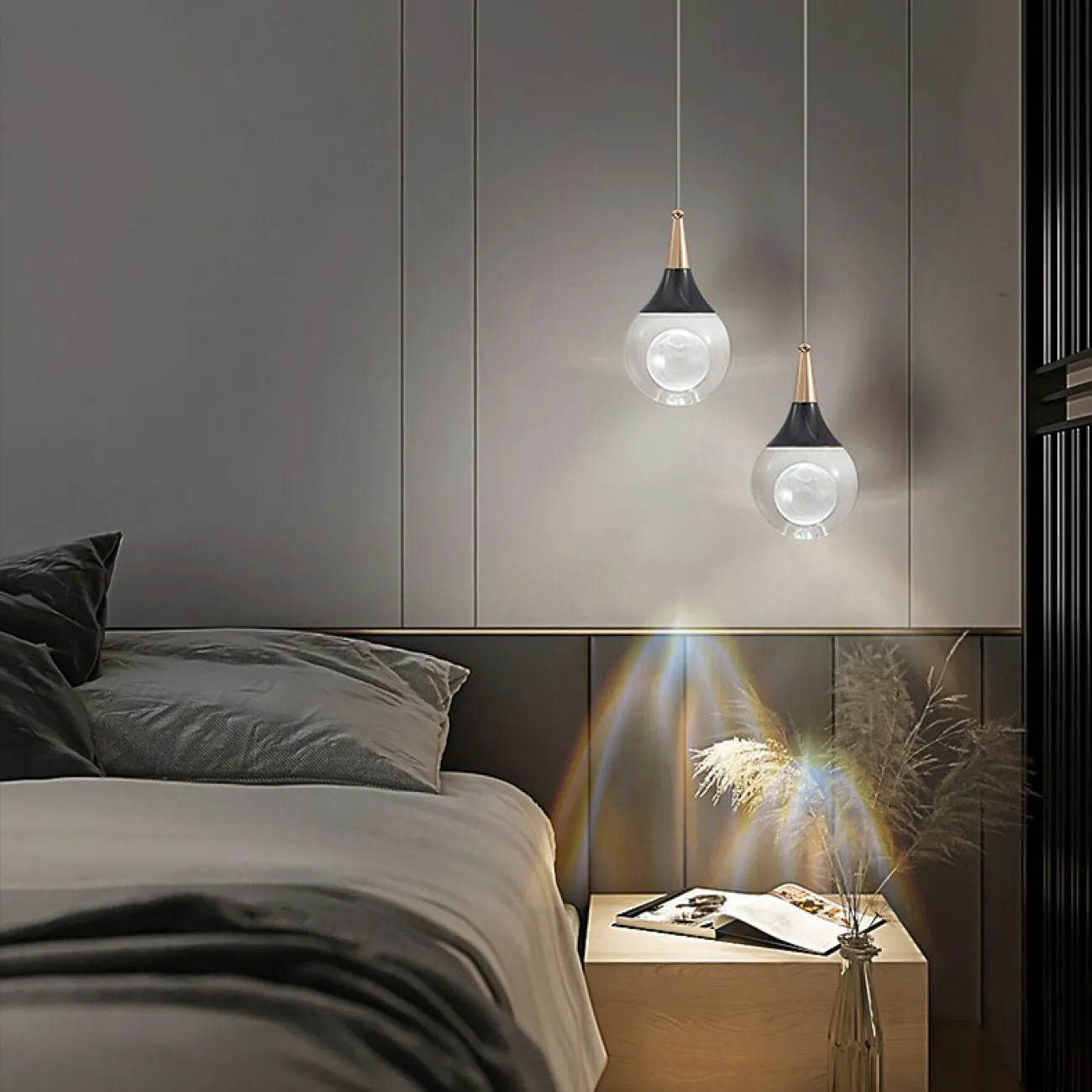 Готовая комбинация подвесных светодиодных светильников с лазерной гравировкой внутри шарообразных хрустальных рассеивателей SOFUS DUO C