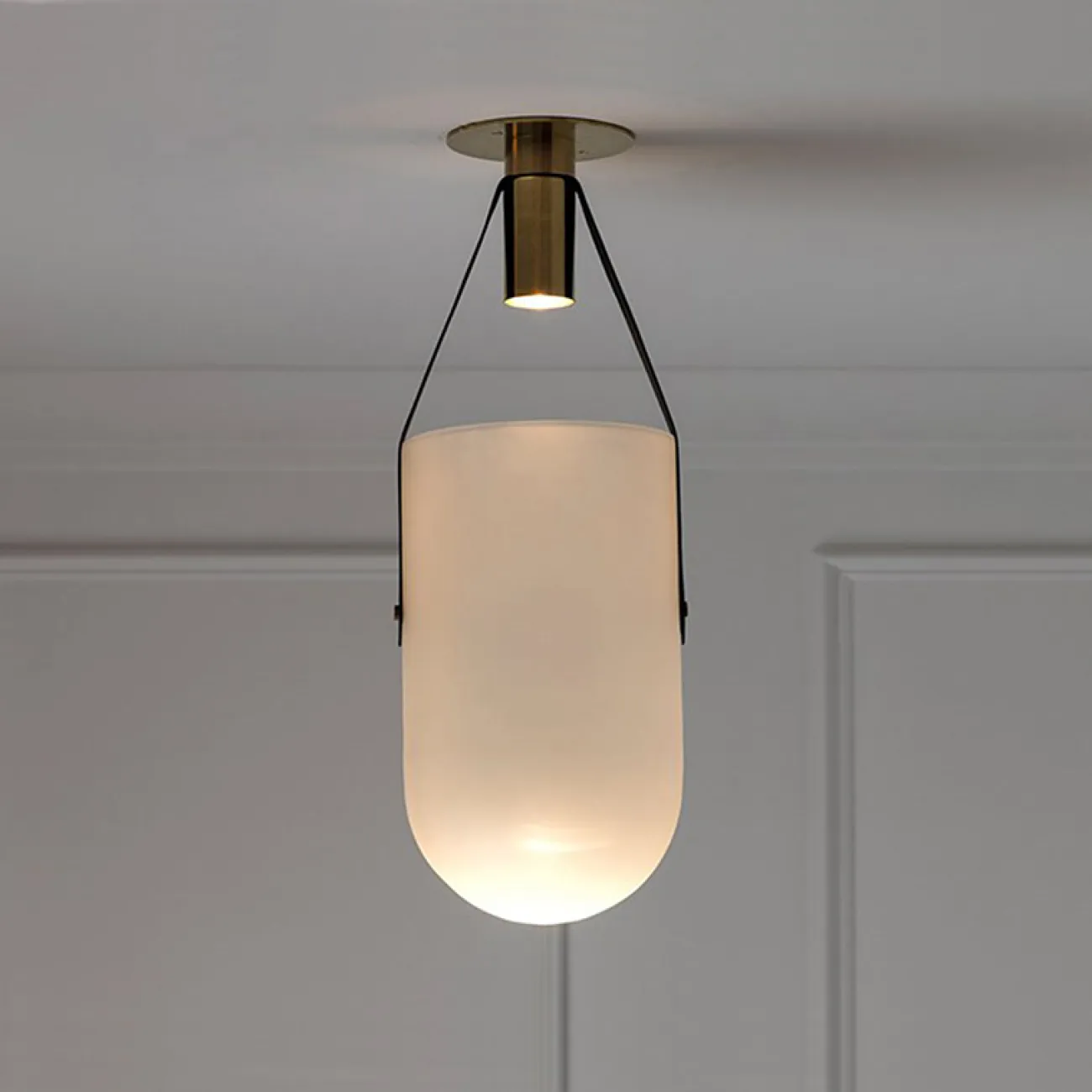 Подвесной светильник ARC WELL D20 White от ImperiumLoft