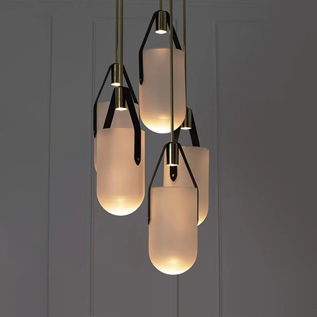 Подвесной светильник ARC WELL D20 White от ImperiumLoft