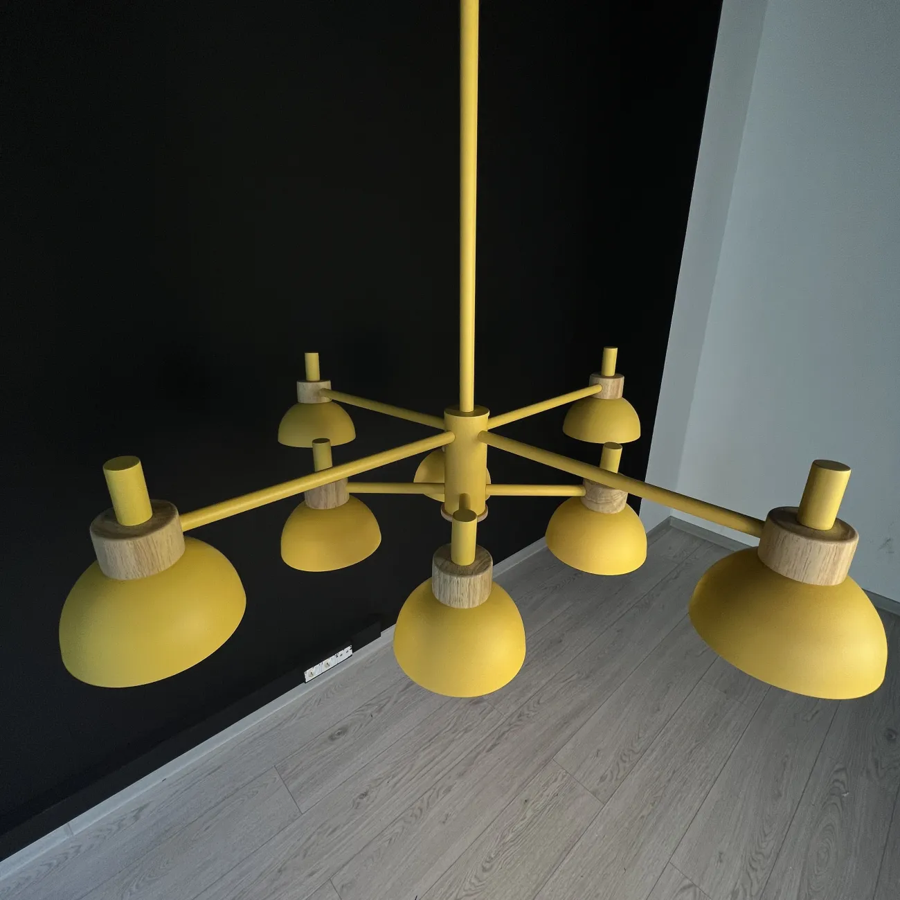 Люстра на штанге FANTA A 8 lights Yellow от ImperiumLoft Люстра на штанге FANTA A 8 lights Yellow от ImperiumLoft