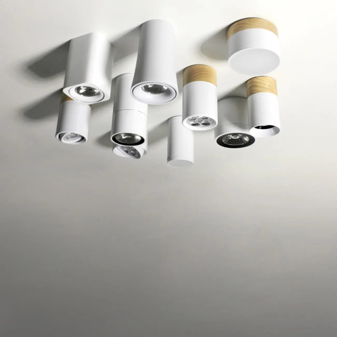 Потолочный точечный светильник H от ImperiumLoft Потолочный точечный светильник H от ImperiumLoft