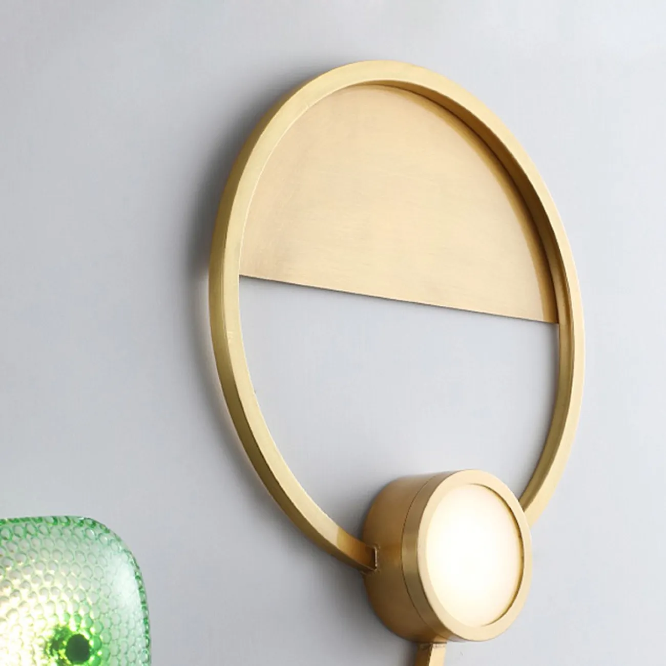 Настенный светильник SHIELD C от ImperiumLoft