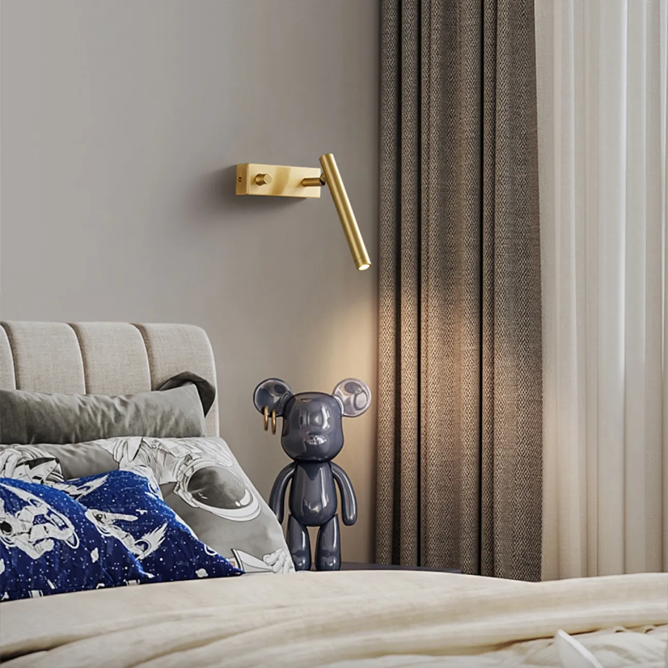 Настенный светодиодный светильник с вращающимся спотом и выключателем на прямоугольном креплении STALE Brass