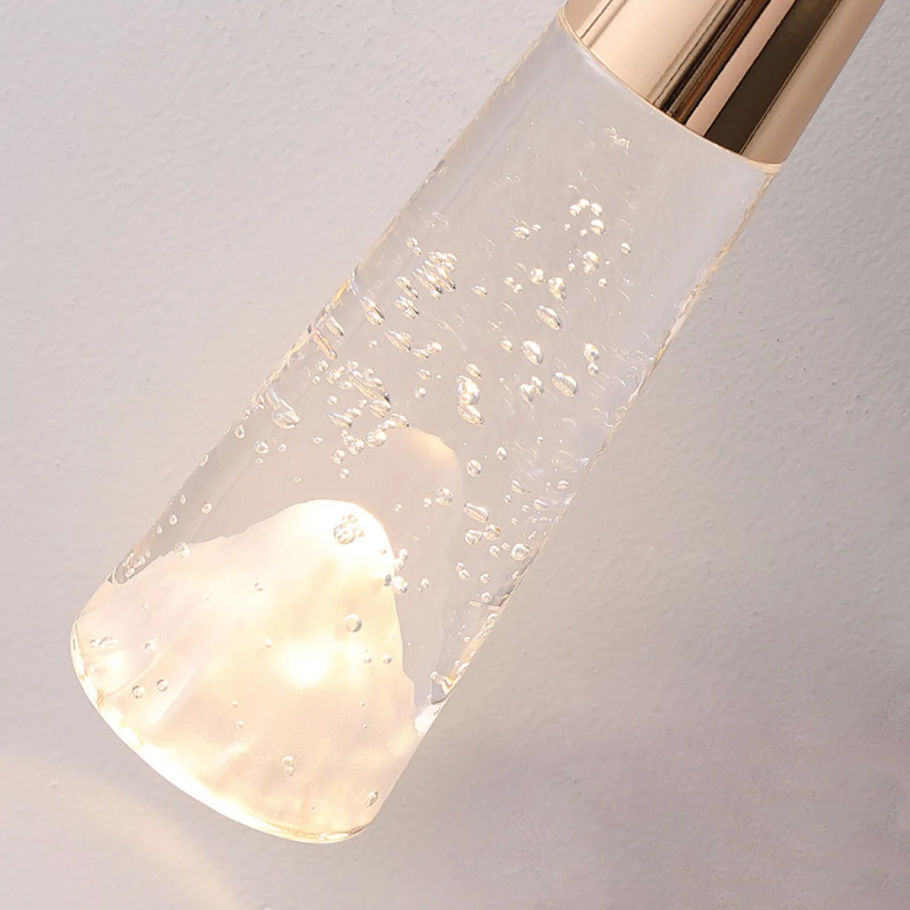 Готовая комбинация подвесных светодиодных светильников с двумя хрустальными рассеивателями с эффектом воздушных пузырьков ELIAN DUO