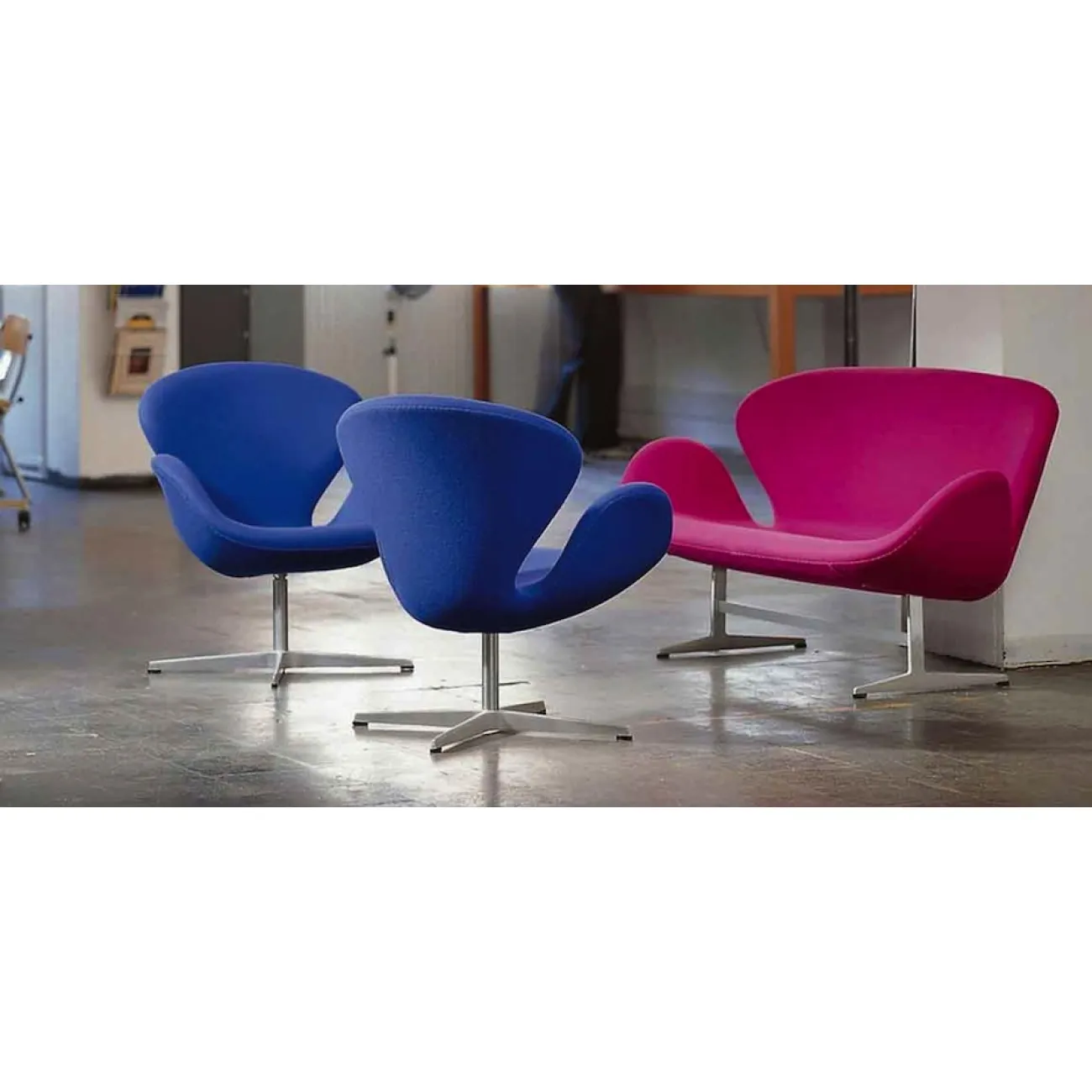 Диван Swan designed by Arne Jacobsen in 1958 от LaLume Диван Swan designed by Arne Jacobsen in 1958 от LaLume