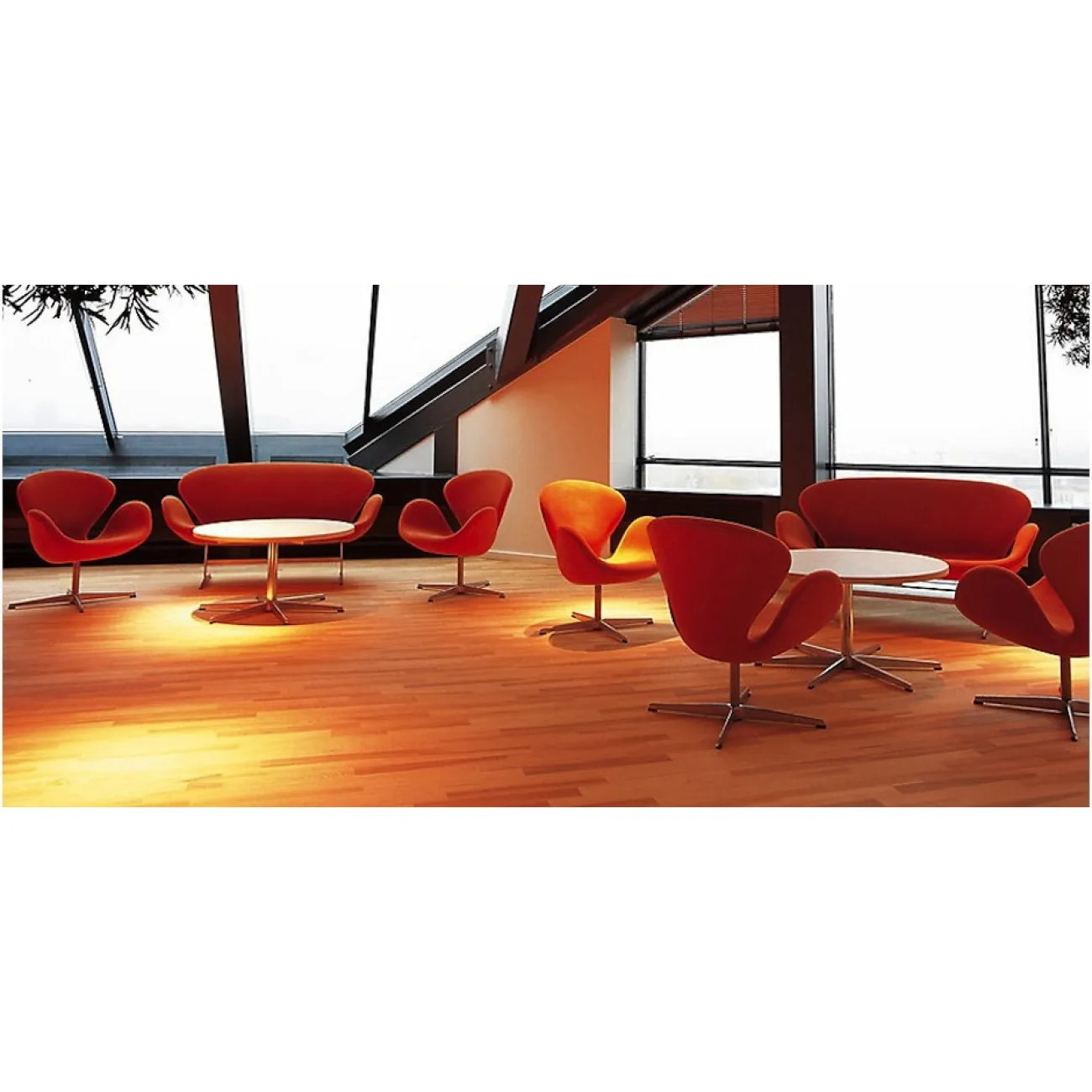 Диван Swan designed by Arne Jacobsen in 1958 от LaLume Диван Swan designed by Arne Jacobsen in 1958 от LaLume