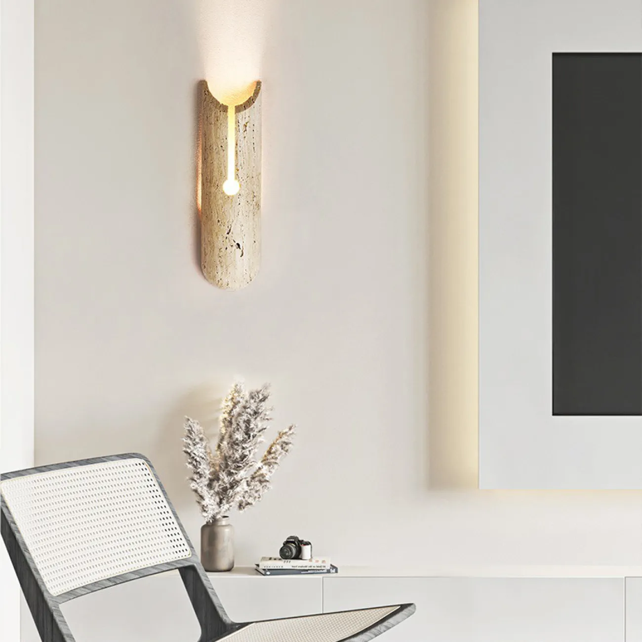 Настенный светодиодный светильник с фигурным корпусом со скругленными краями из желтого камня травертина RIMBERT Настенный светодиодный светильник с фигурным корпусом со скругленными краями из желтого камня травертина RIMBERT