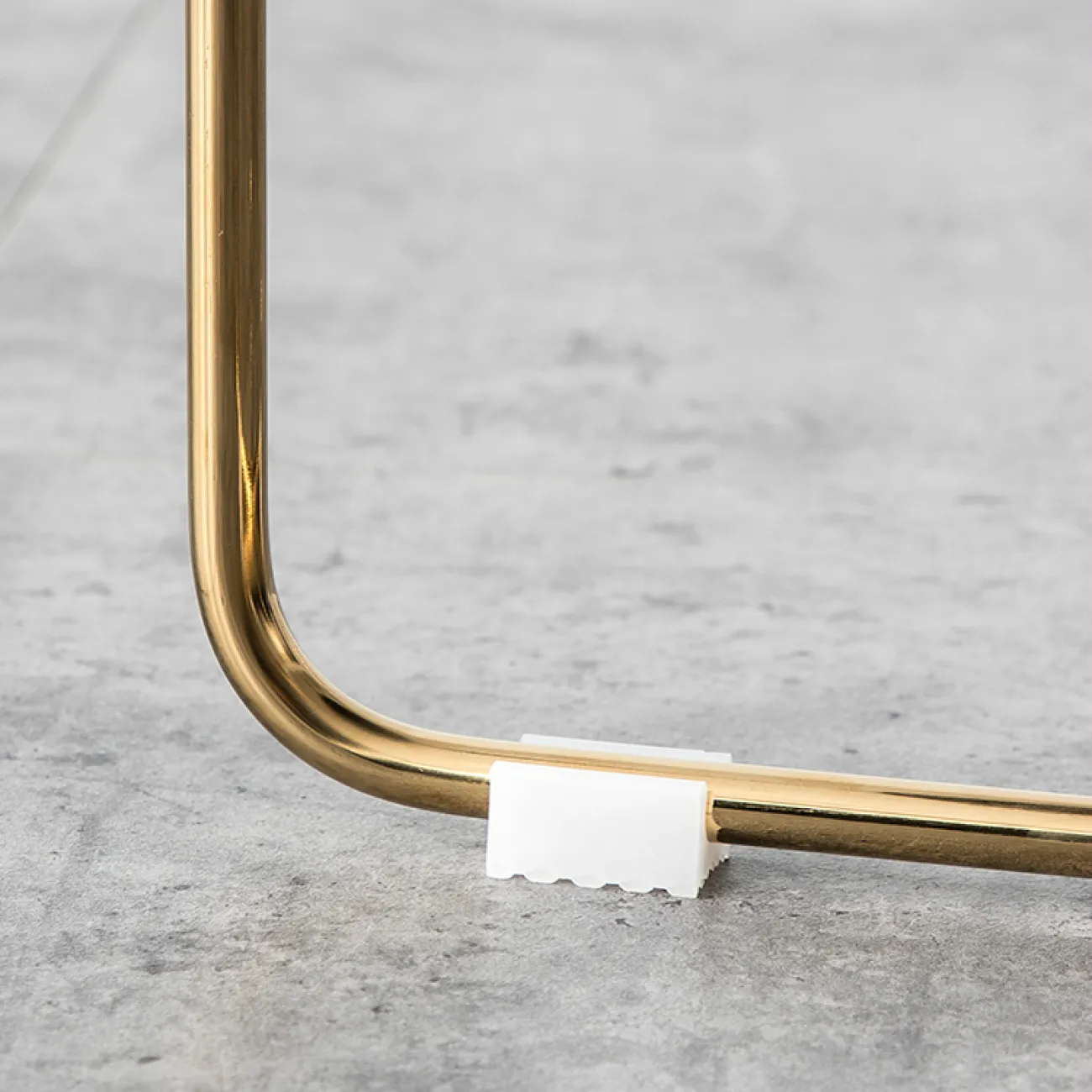 Дизайнерский журнальный столик LaLume-AP00271