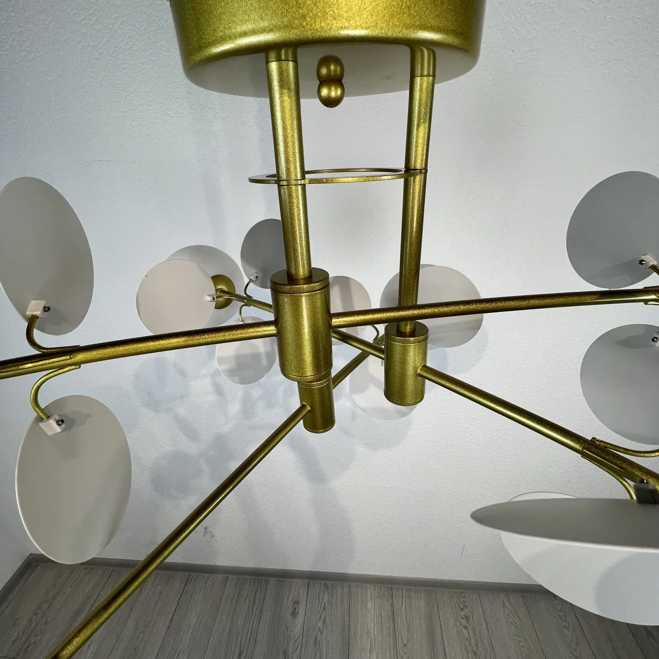 Потолочная люстра MATISSE B D80 Gold White от ImperiumLoft Потолочная люстра MATISSE B D80 Gold White от ImperiumLoft