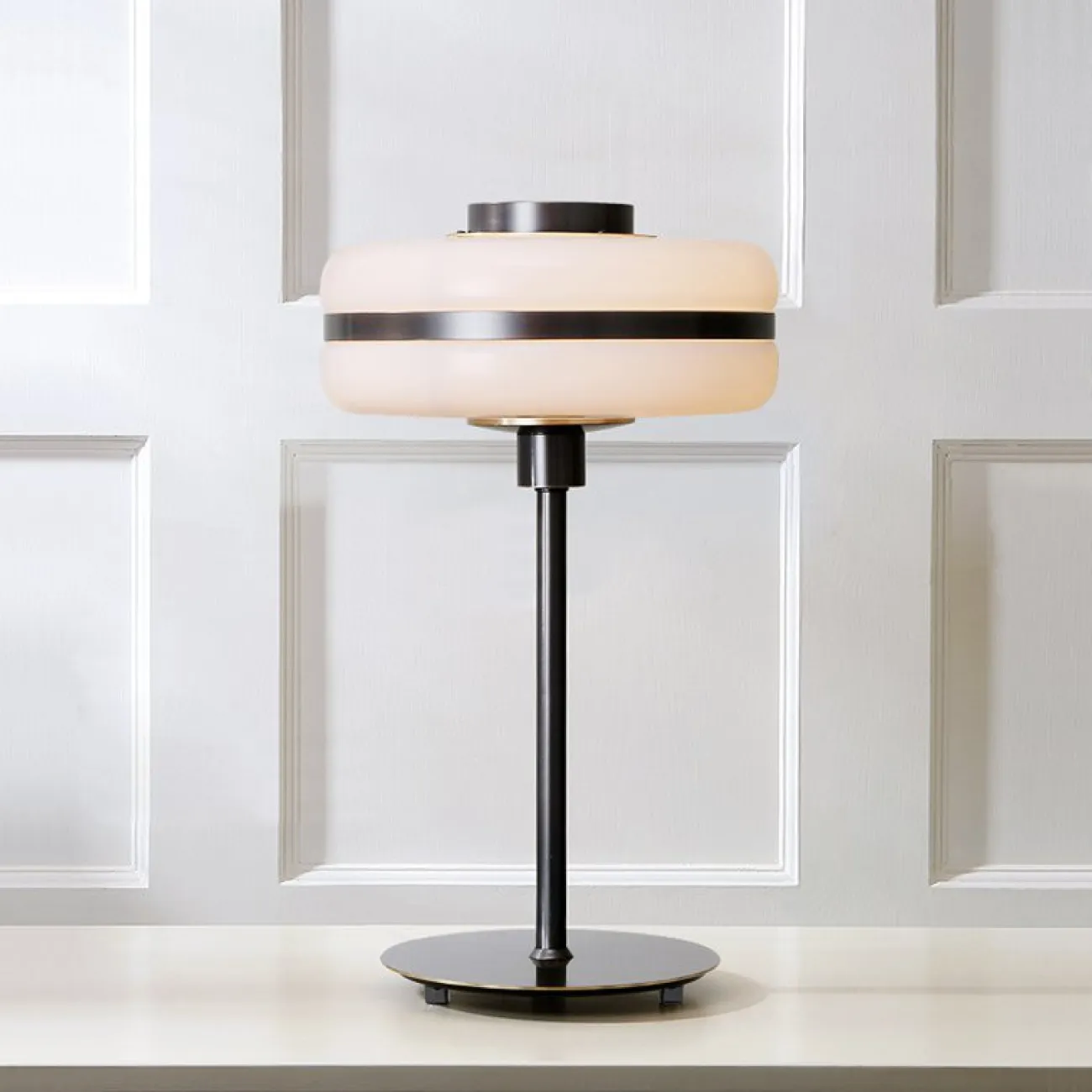 Настольная лампа CLAS TAB от ImperiumLoft Настольная лампа CLAS TAB от ImperiumLoft