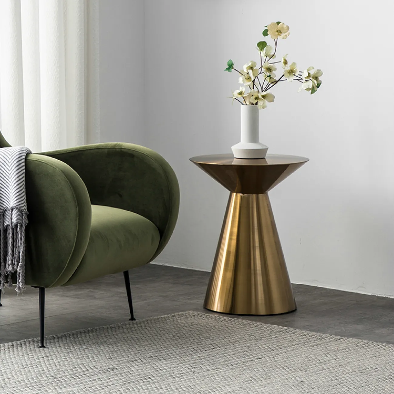 Дизайнерский журнальный столик LaLume-AP00274