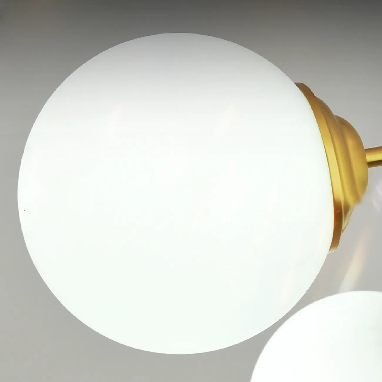 Люстра на штанге BALLS B от ImperiumLoft Люстра на штанге BALLS B от ImperiumLoft