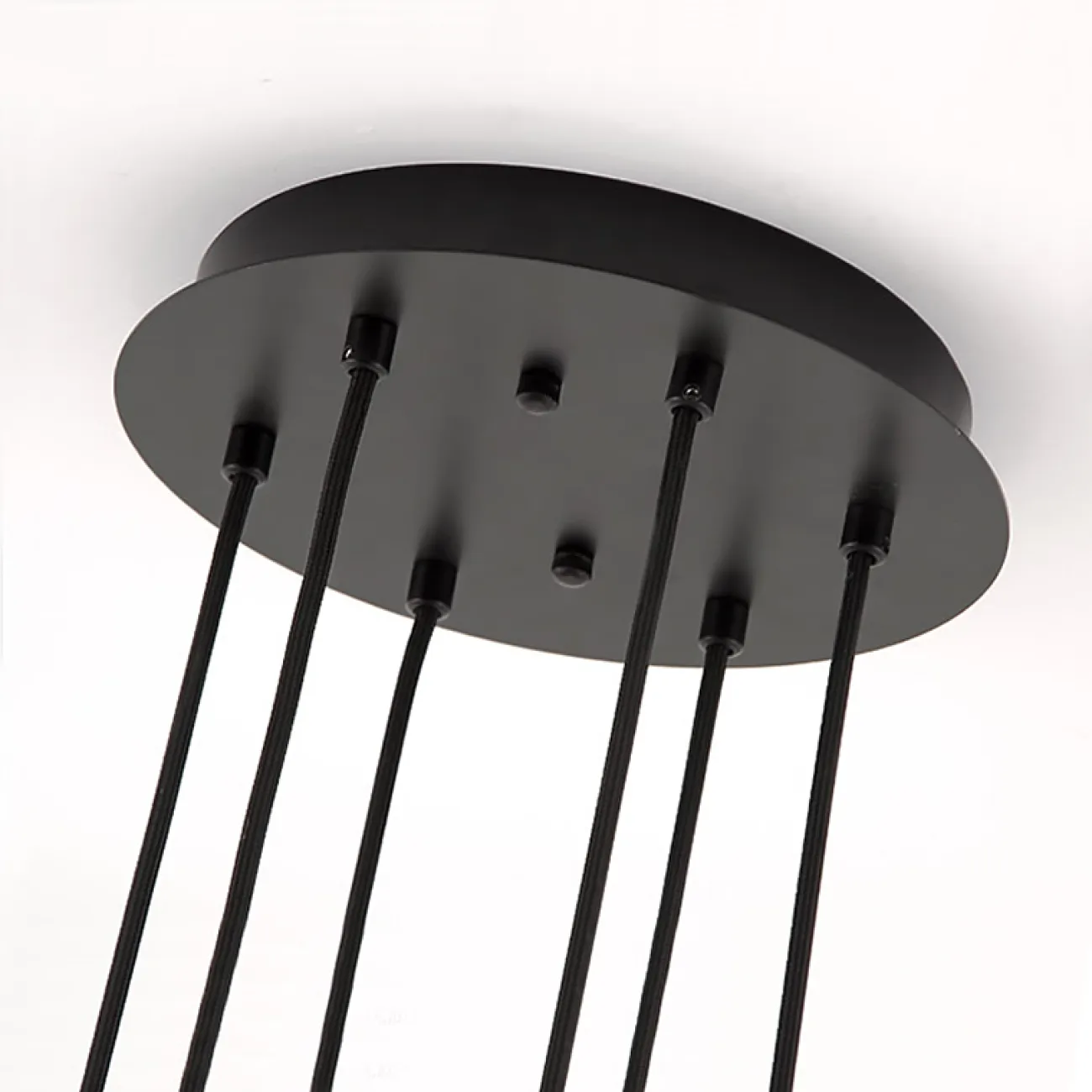 Люстра на штанге LIPPA A от ImperiumLoft Люстра на штанге LIPPA A от ImperiumLoft