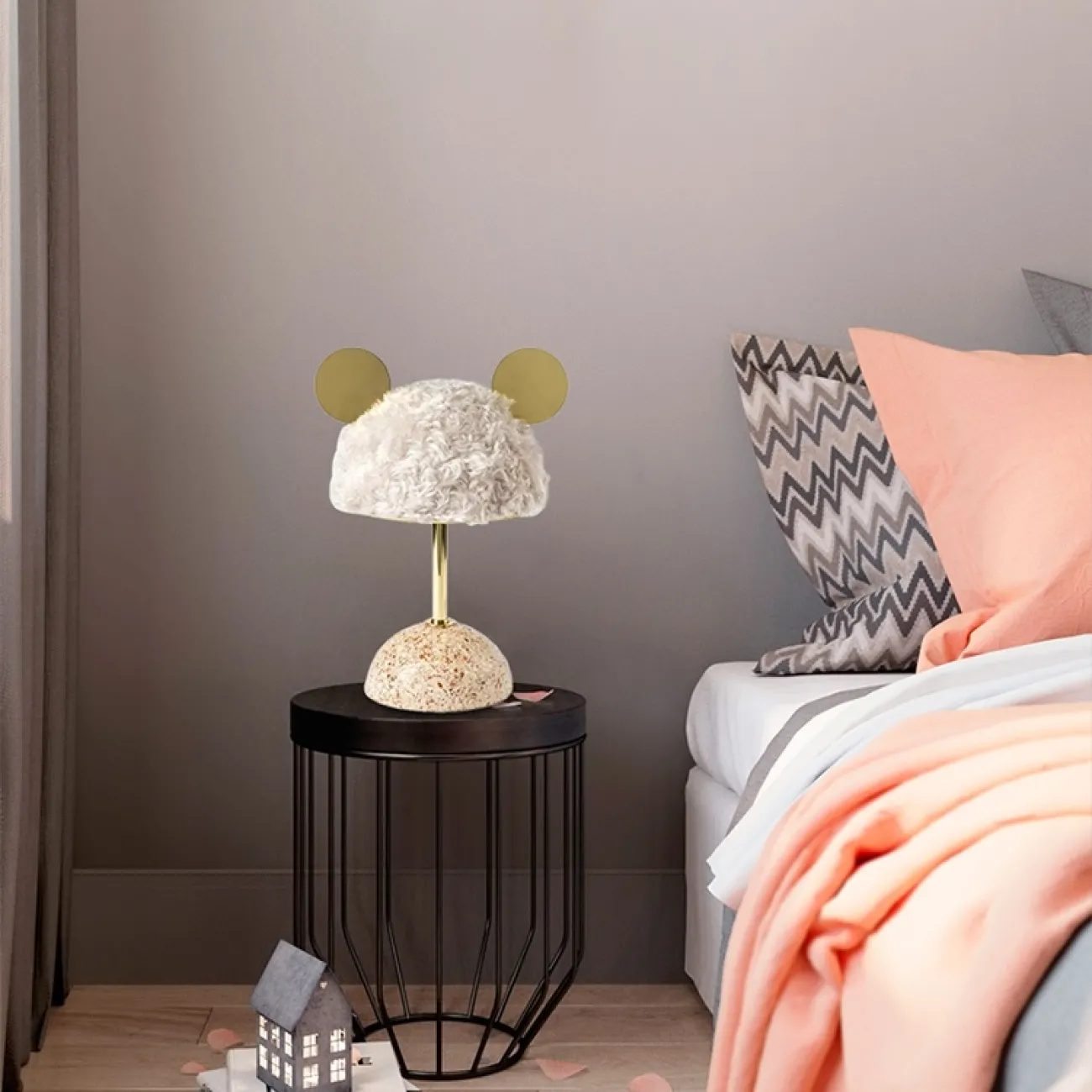 Настольная лампа MINNIE от ImperiumLoft