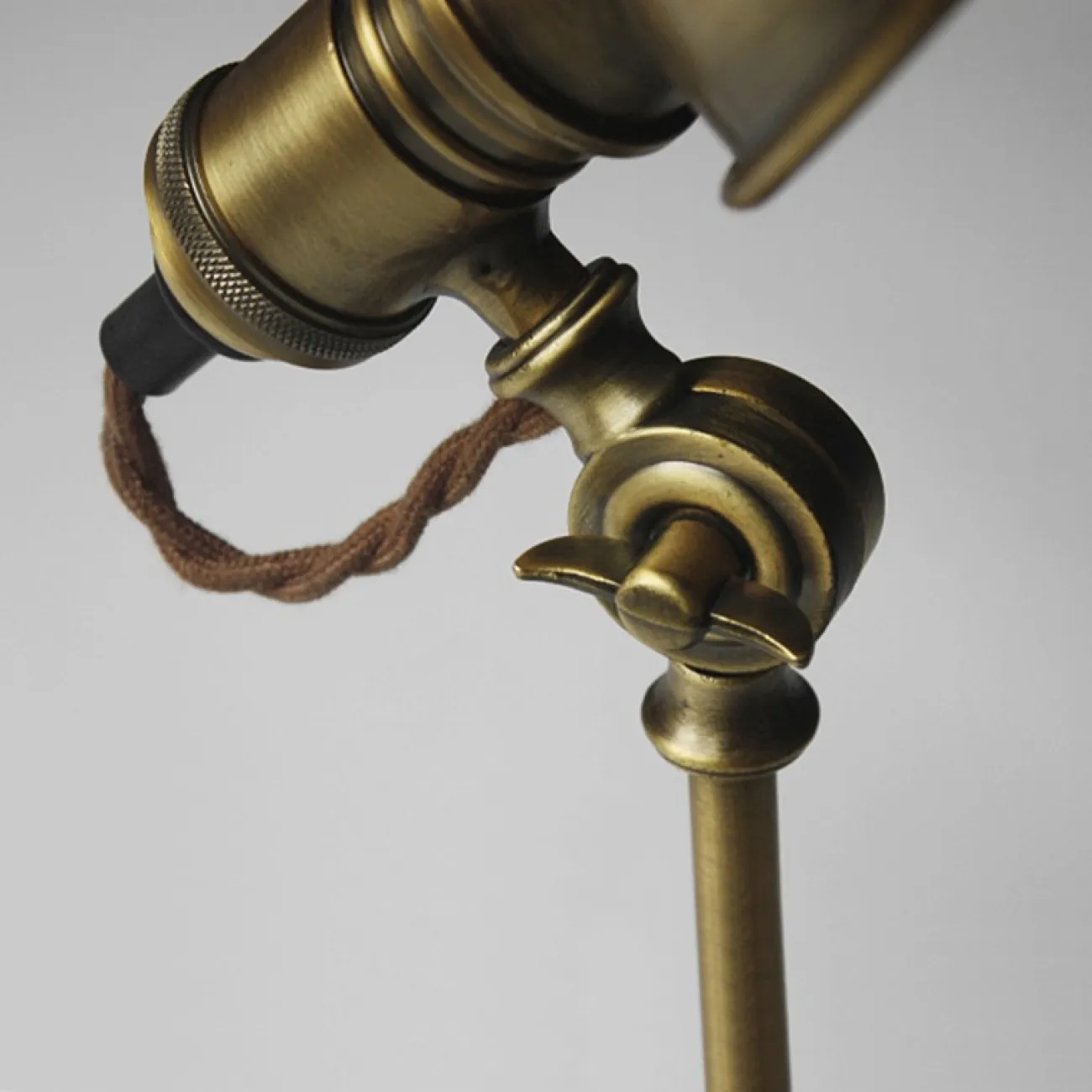 Настенное бра CLINCH от ImperiumLoft