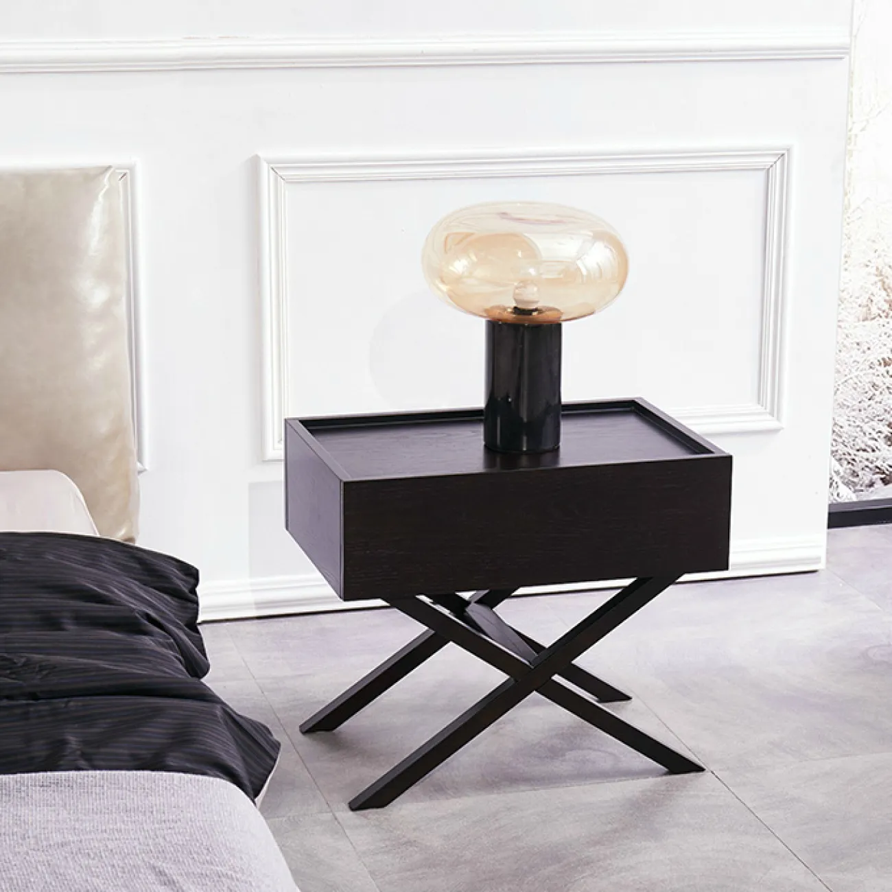 Дизайнерская прикроватная тумба - LaLume-TT00126