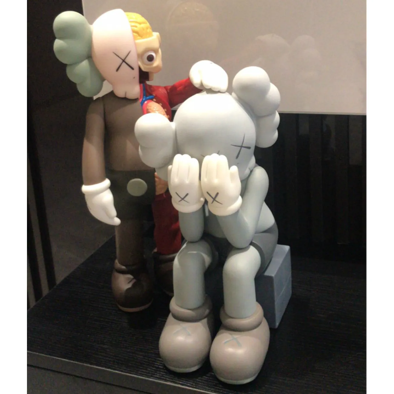 Дизайнерская скульптура кукла Kaws LaLume-SKT00197 